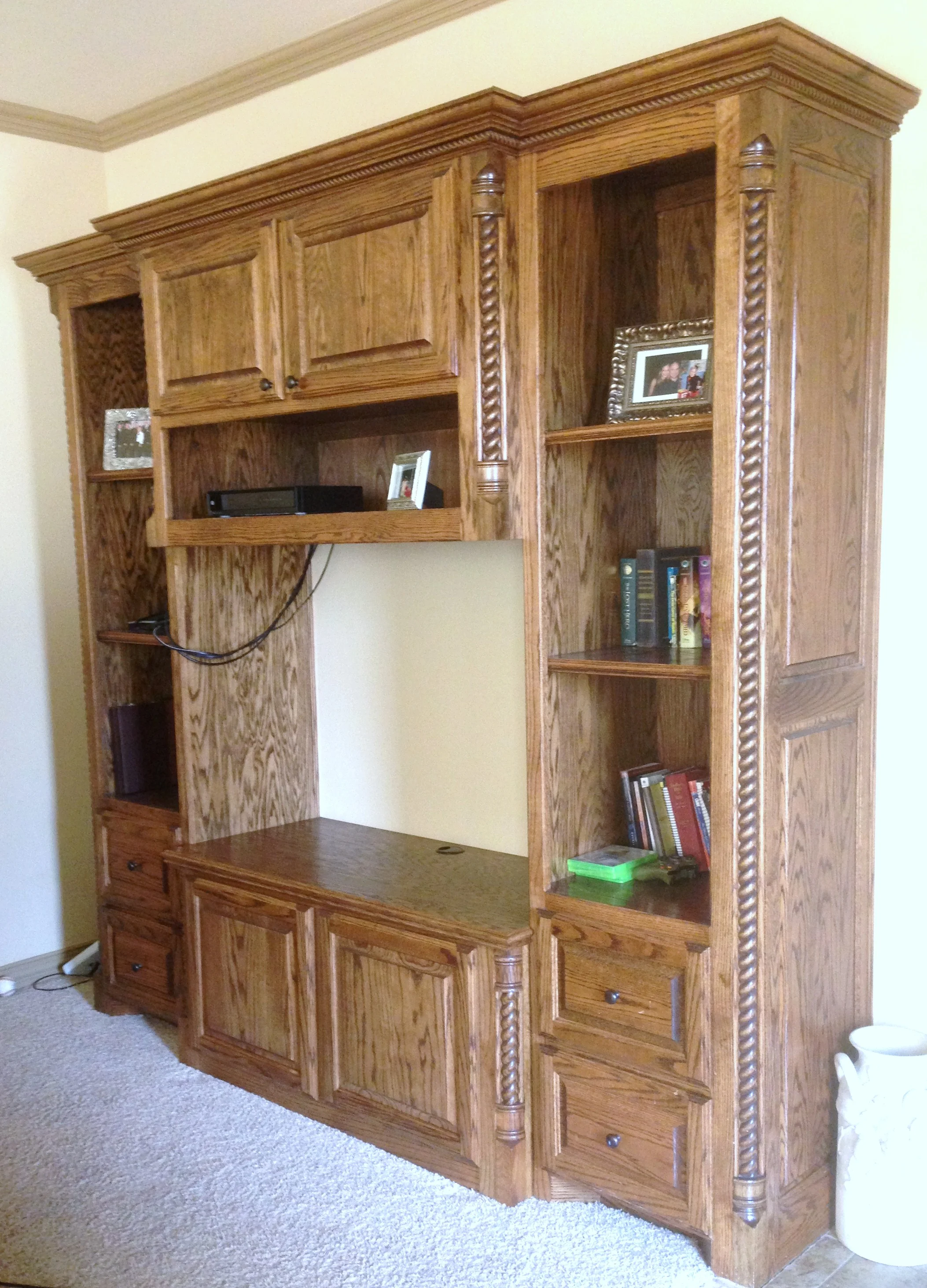 Entertainment Centers — Woodcraft Unlimited