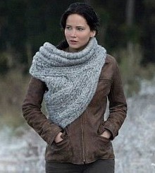 Now, my dream casual cosplay would include this wonderful knit work from Catching Fire . However, I still have yet to learn to knit to achieve such a dream.