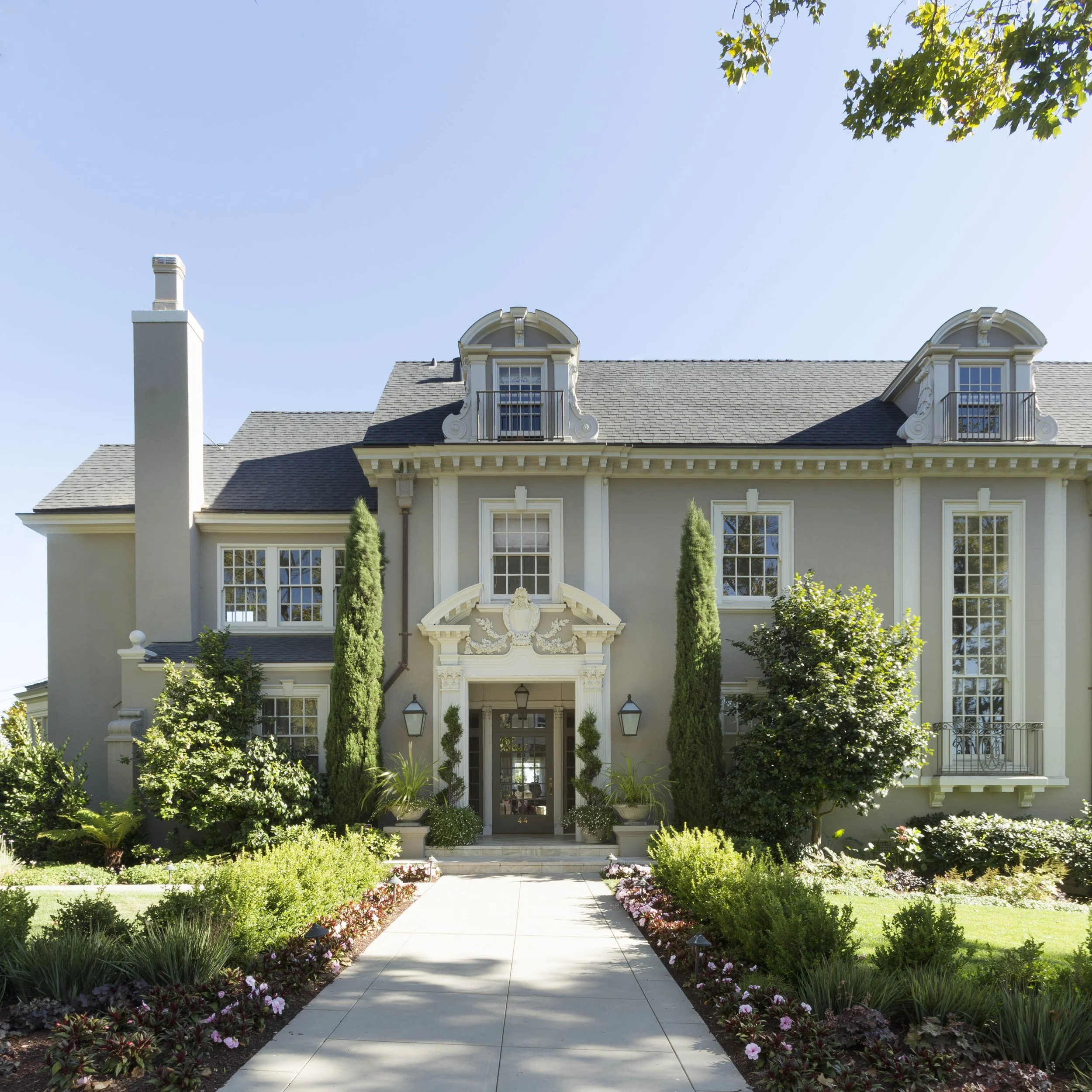 HOUSE OF TIMELESS TRANSITION