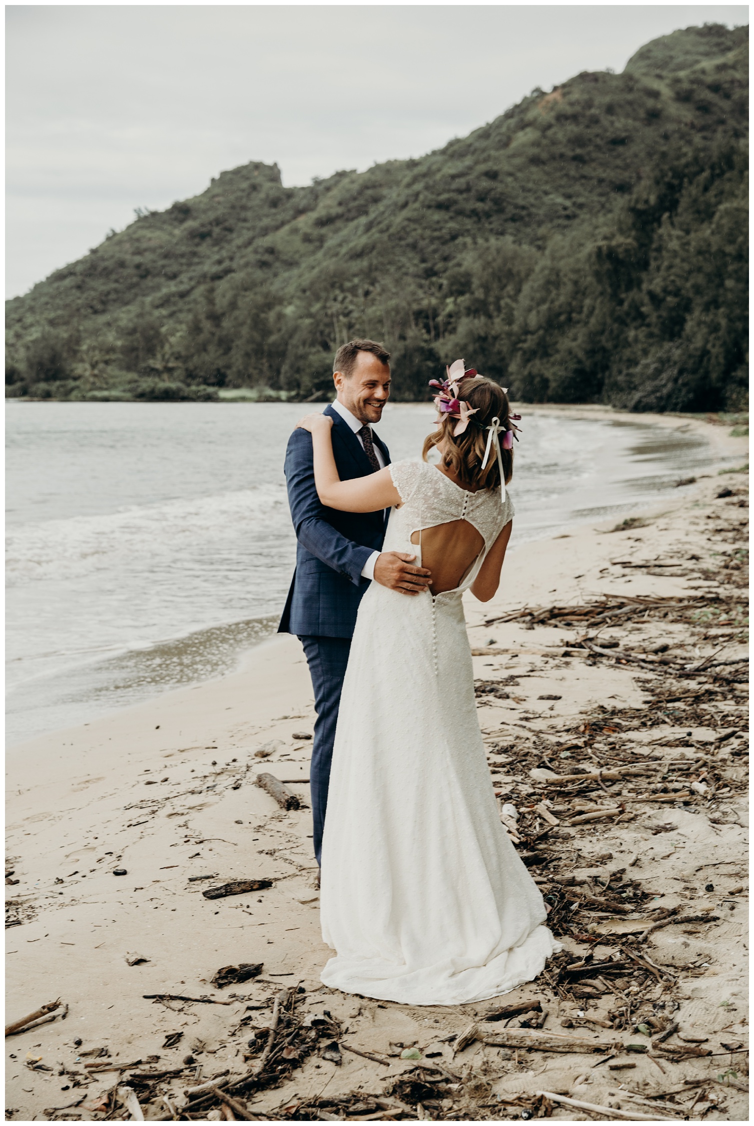 Hawaii-Wedding-Photographer-Keani-Bakula-Turtle-Bay_0014.jpg