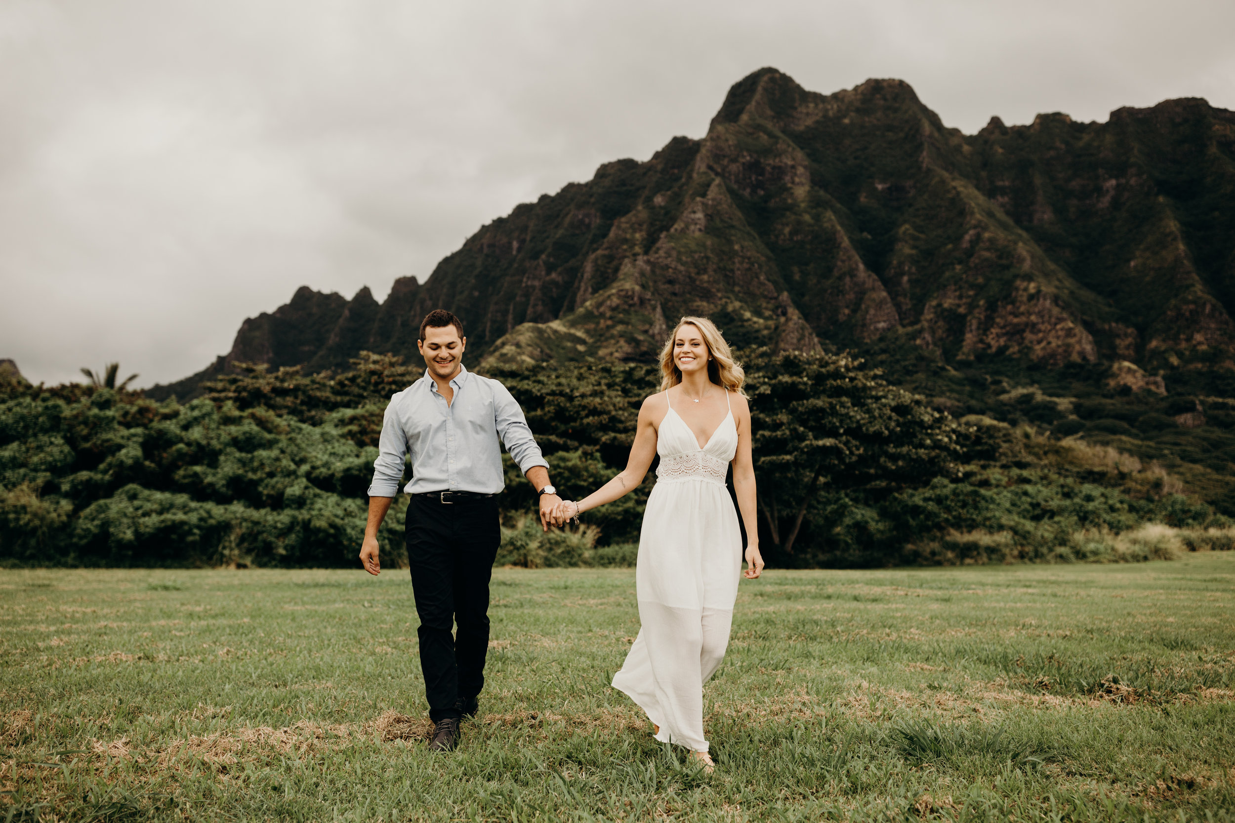 hawaii-engagement-photographer-keani-bakula-kualoa-ranch-4.jpg