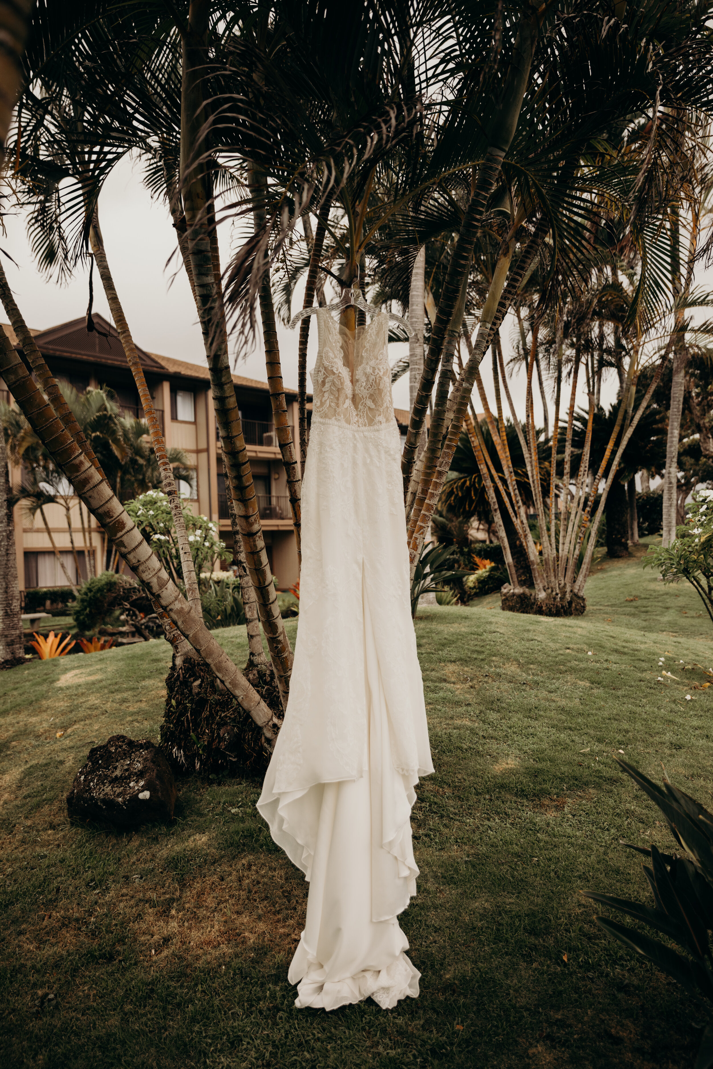 kauai-wedding-photographer-plantation-gardens-keani-bakula-1.jpg