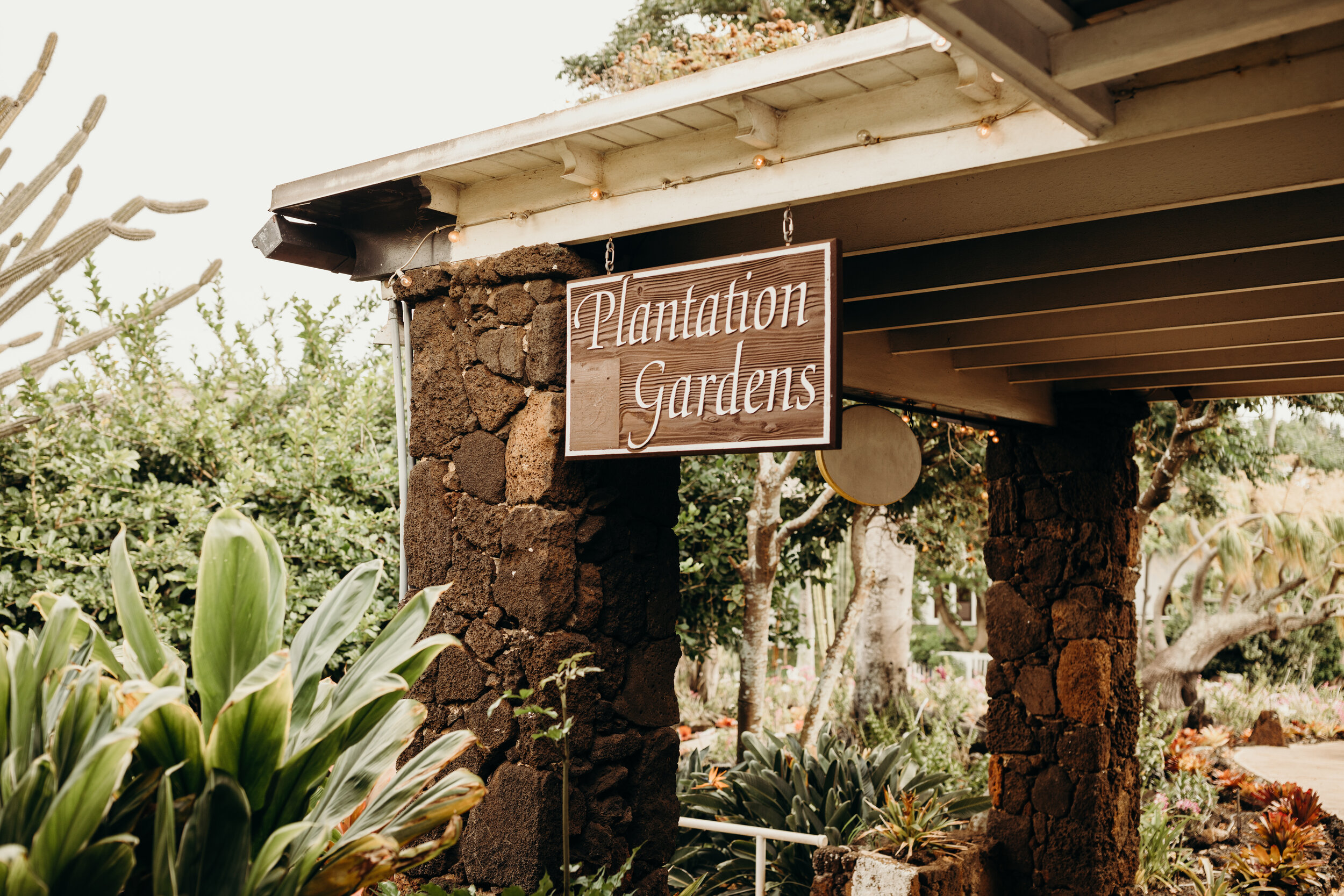kauai-wedding-photographer-plantation-gardens-keani-bakula-41.jpg