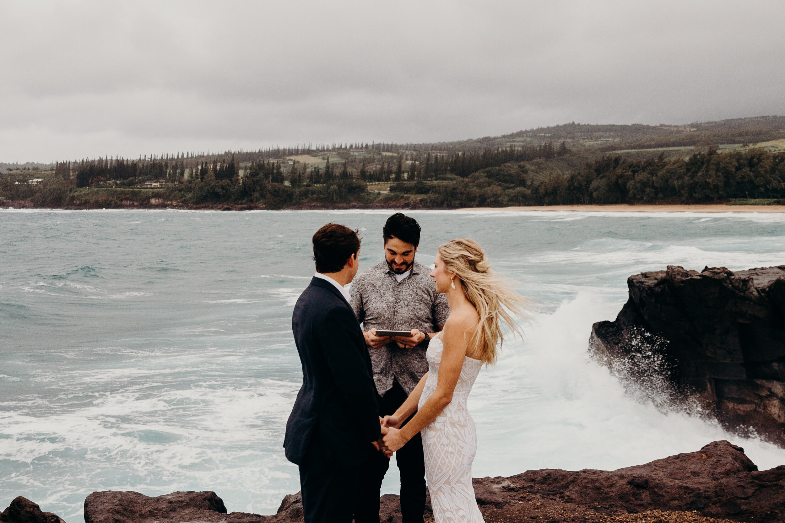 hawaii-elopement-photographer-keani-bakula-2.jpg