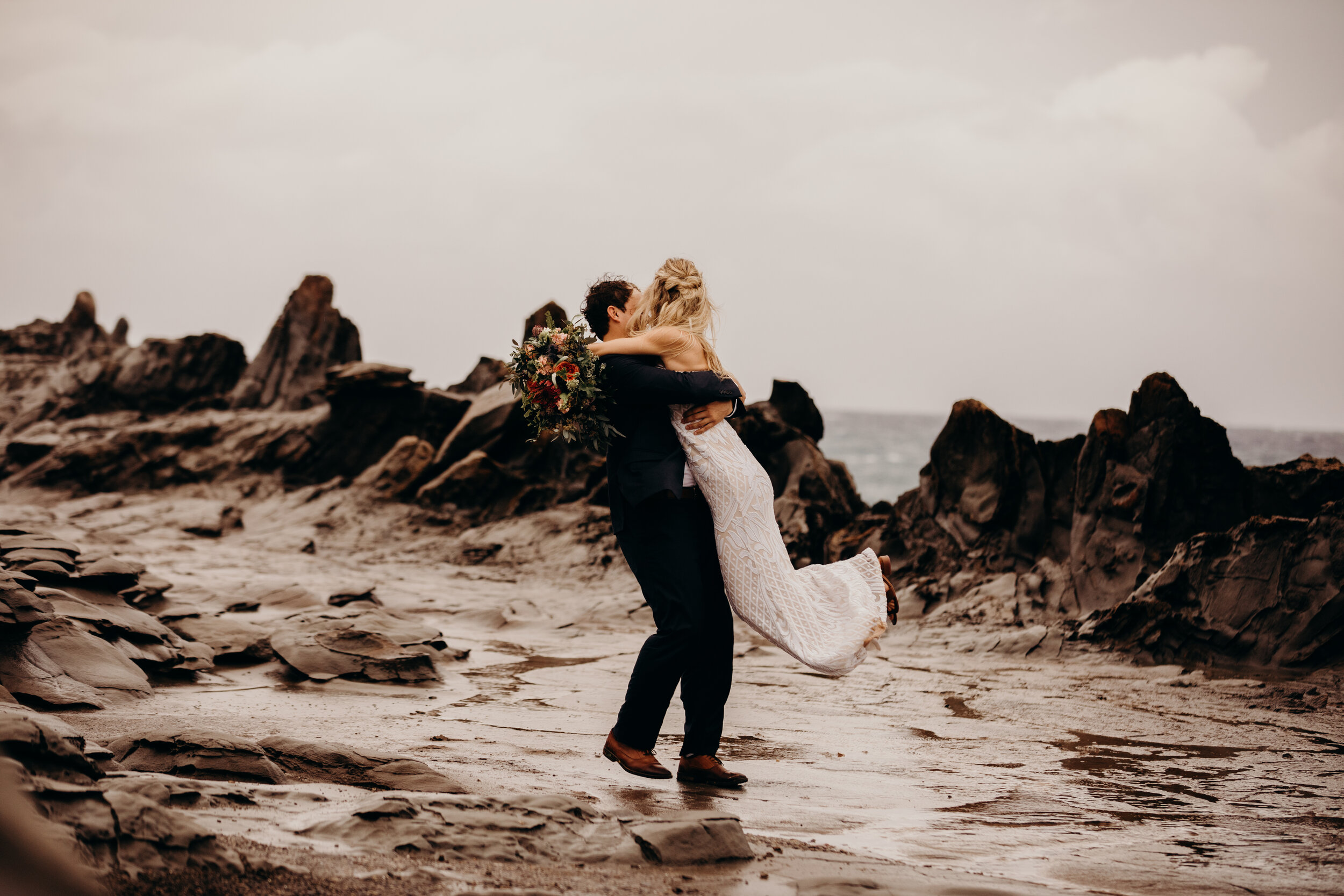 hawaii-elopement-photographer-keani-bakula-11.jpg