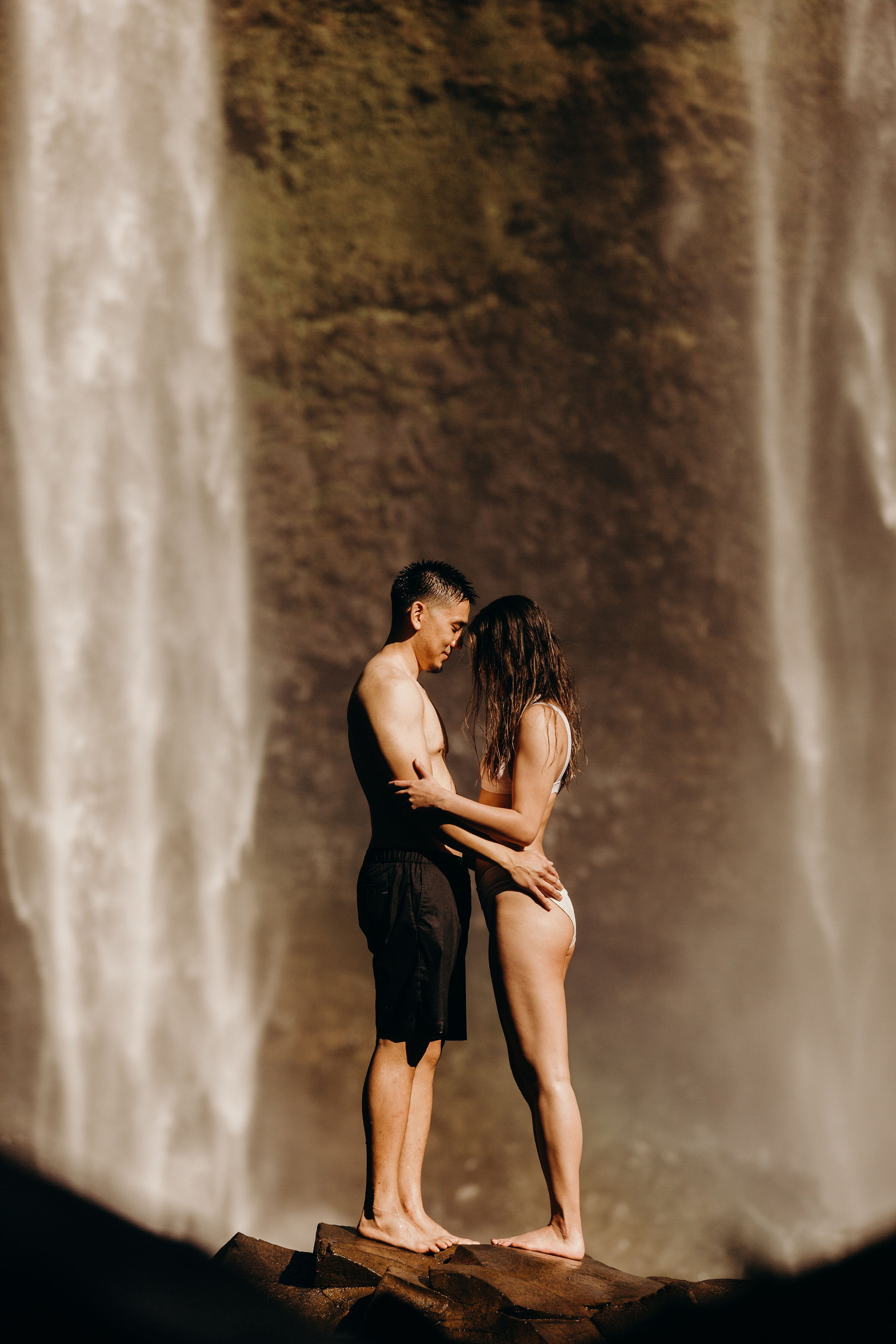 kauai-waterfall-engagement-session-wailua-falls-keani-bakula-15.jpg