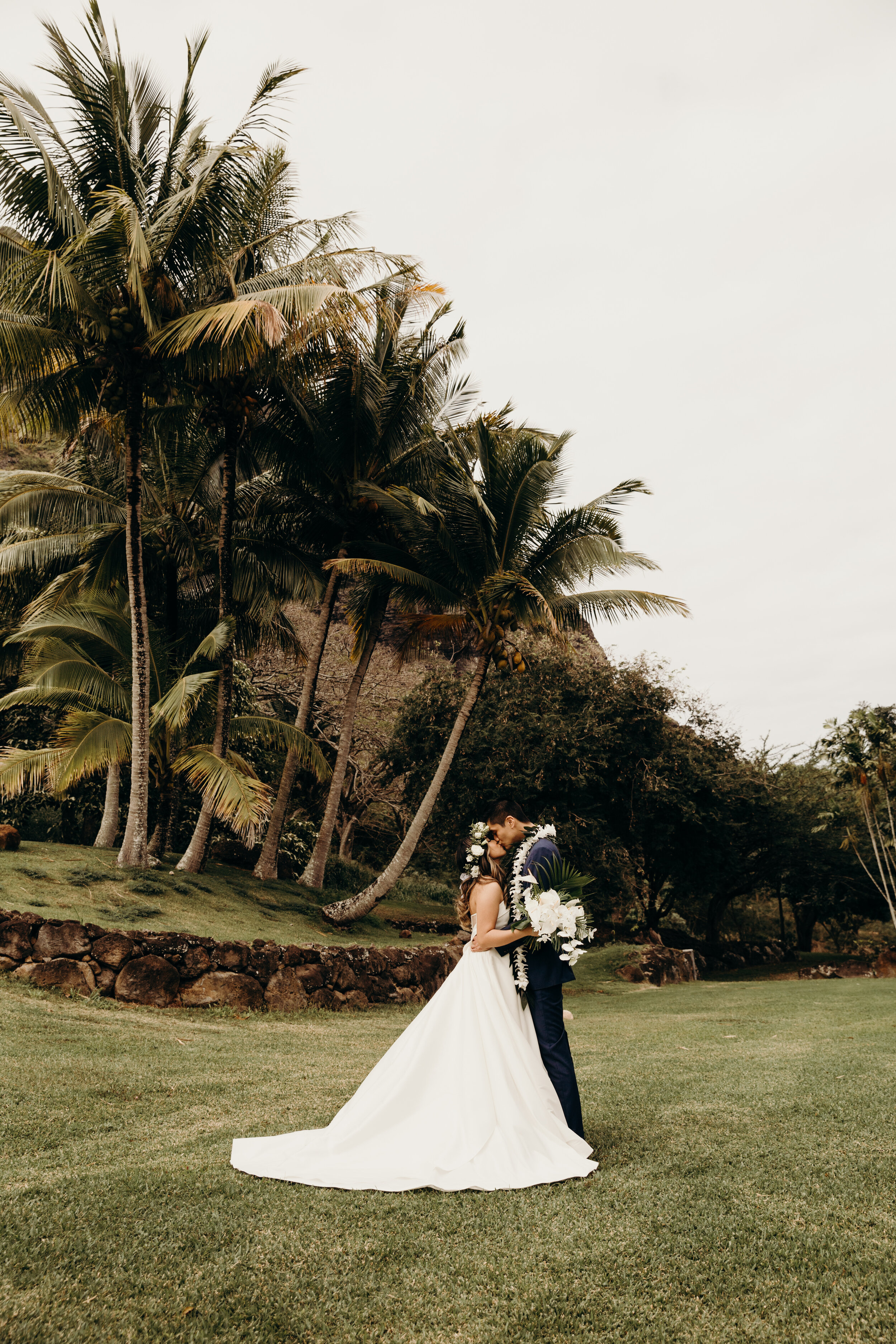 kualoa-ranch-wedding-paliku-gardens-keani-bakula-photography-19.jpg