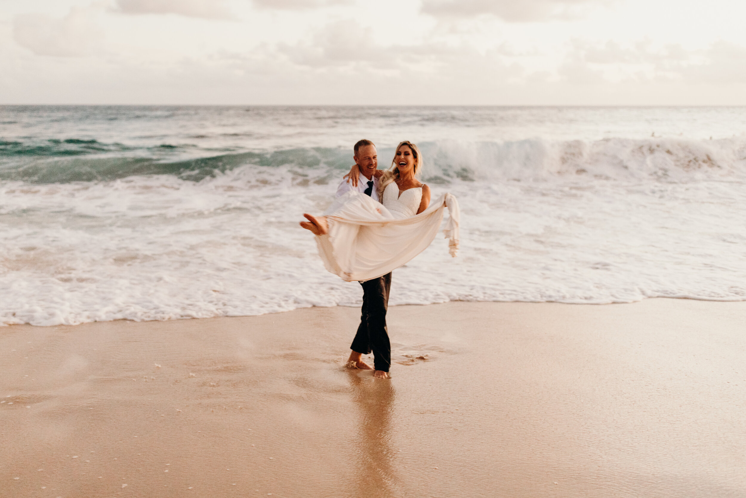 waimea-canyon-elopement-keani-bakula-photography-25.jpg