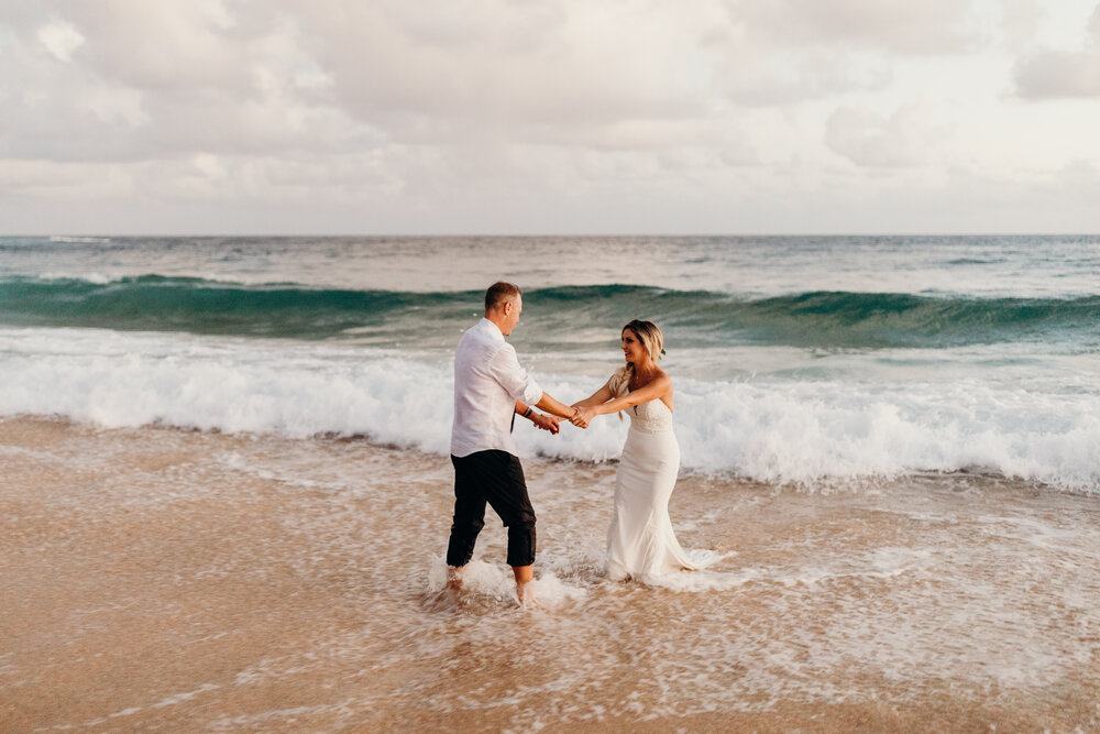 waimea-canyon-elopement-keani-bakula-photography-28.jpg