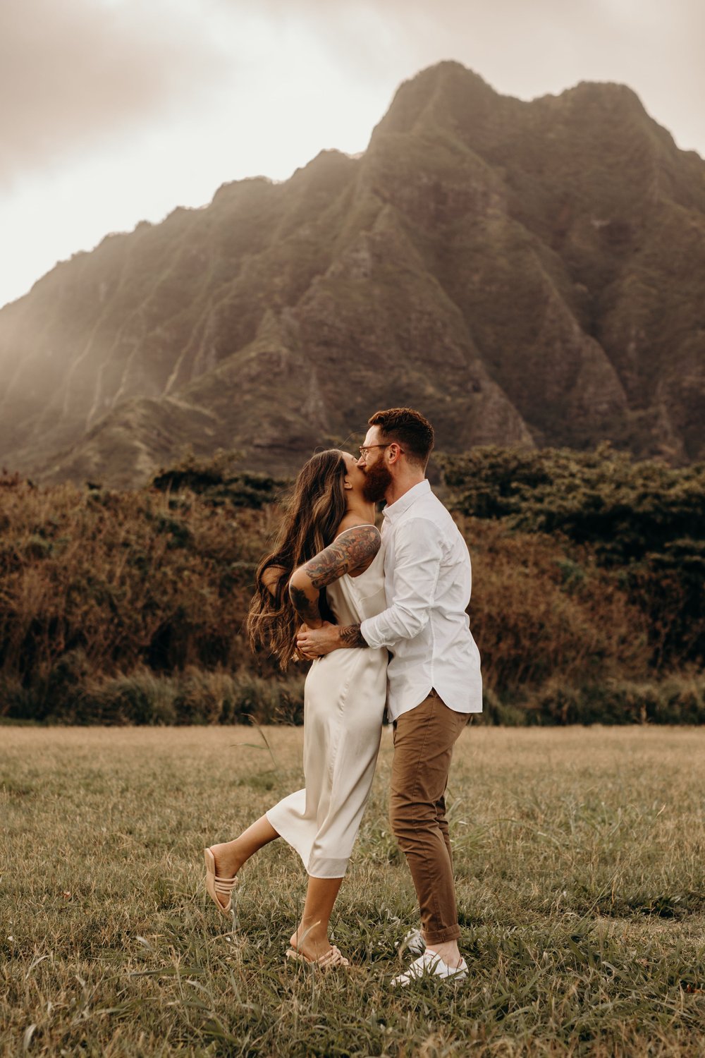 hawaii-wedding-photographer-kualoa-ranch-keanibakula-58.jpg