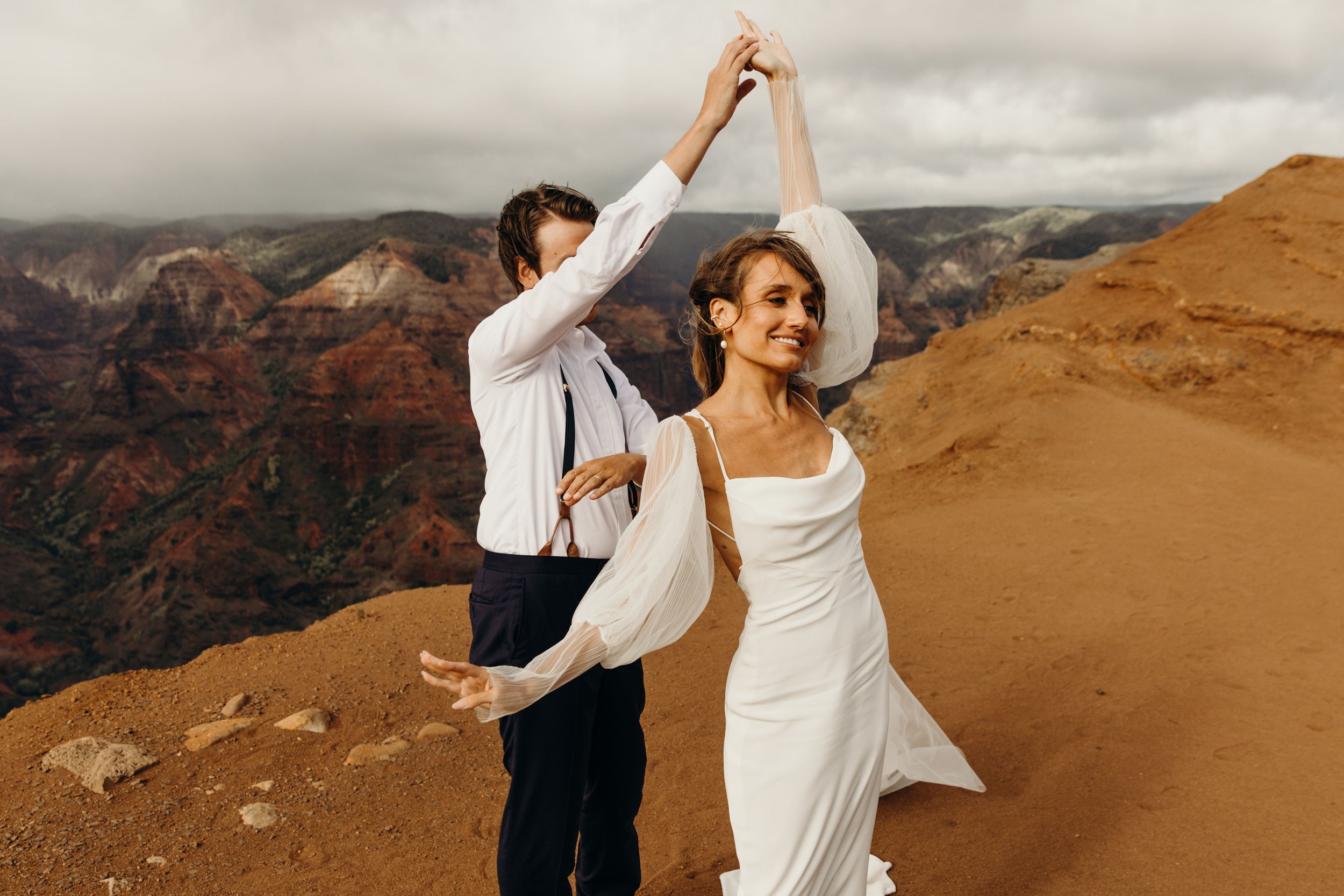 hawaii-elopement-photographer-keani-bakula-10.jpg