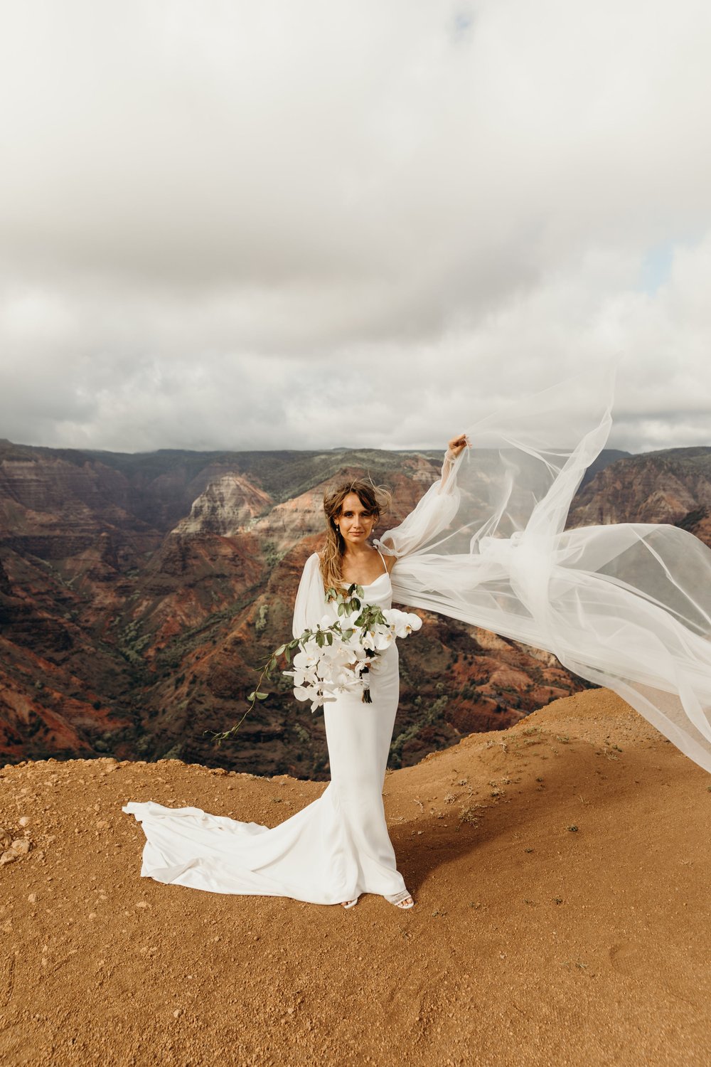 hawaii-elopement-photographer-keani-bakula-20.jpg