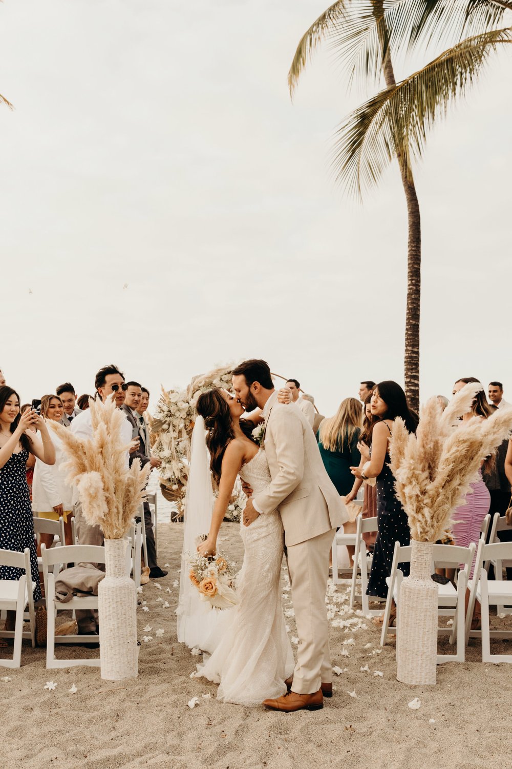 maunalani-wedding-keani-bakula-hawaii-wedding-photographer-45.jpg