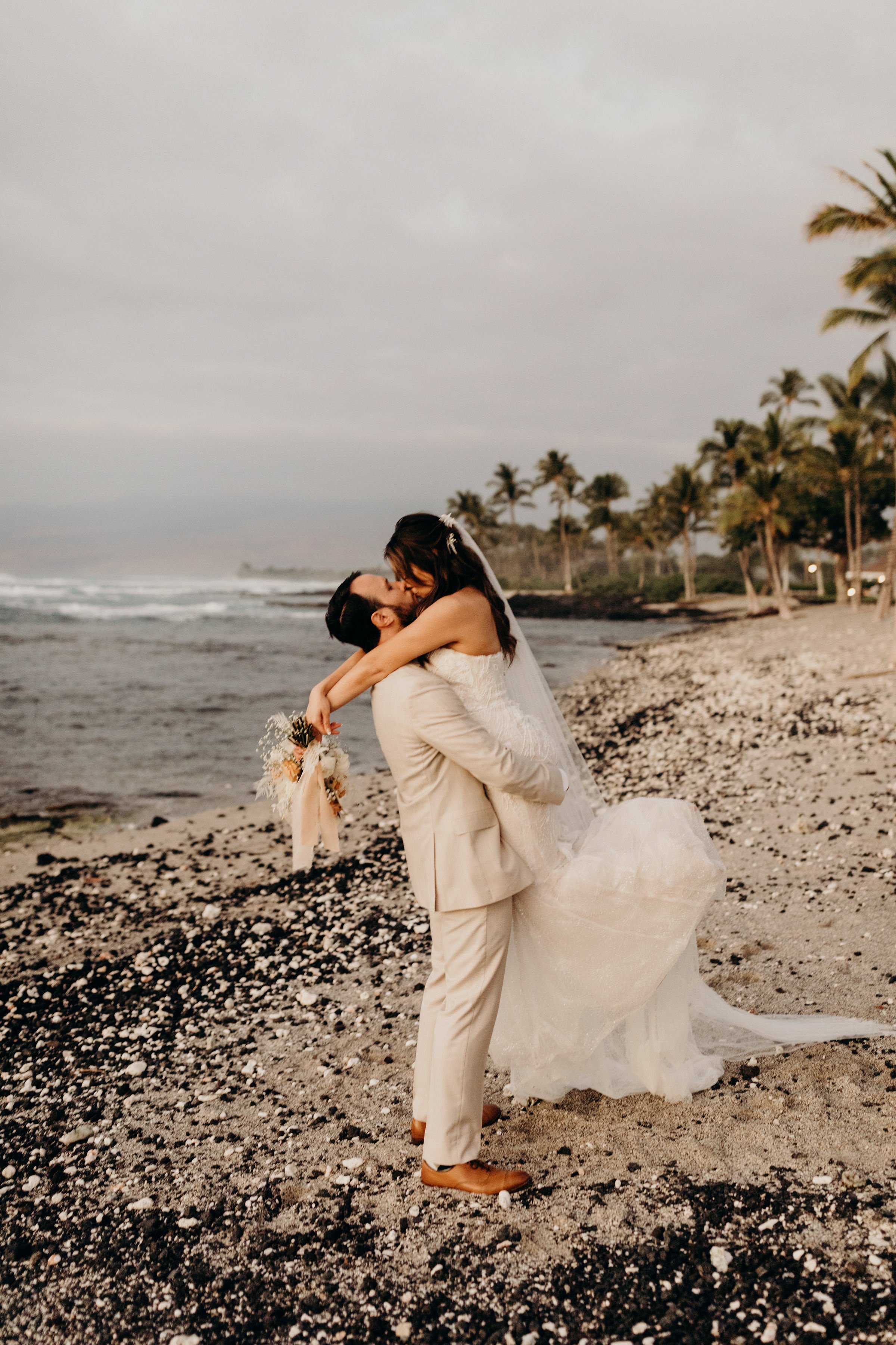 maunalani-wedding-keani-bakula-hawaii-wedding-photographer-73.jpg