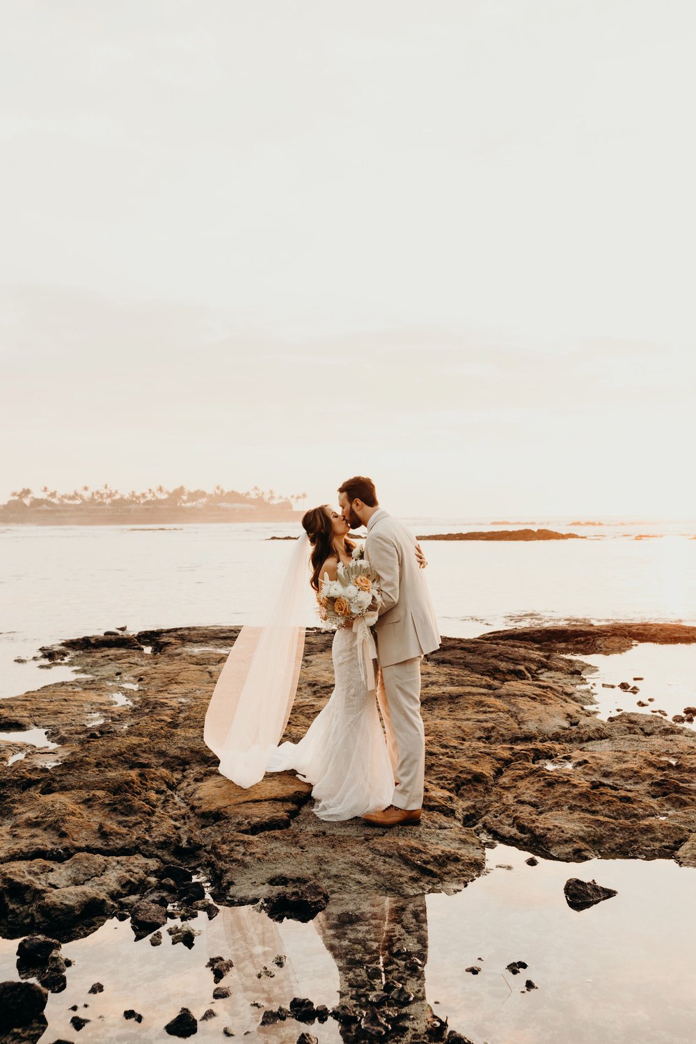 maunalani-wedding-keani-bakula-hawaii-wedding-photographer-60.jpg
