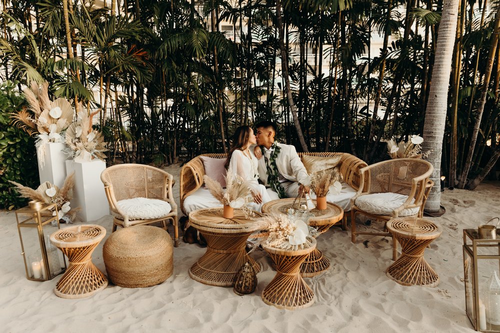 hawaii-wedding-photographer-keani-bakula-modern-honolulu-wedding-50.jpg