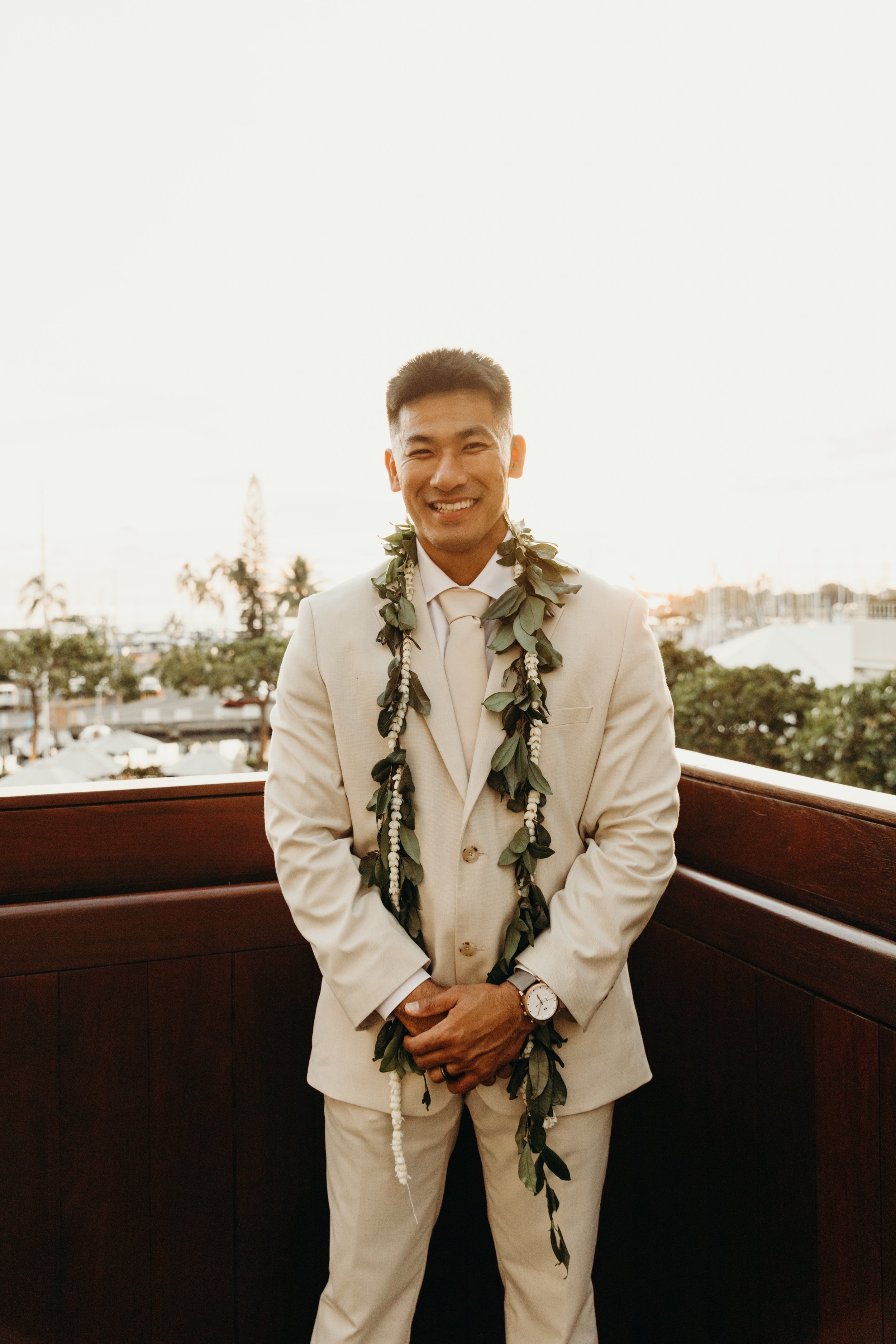 hawaii-wedding-photographer-keani-bakula-modern-honolulu-wedding-55.jpg