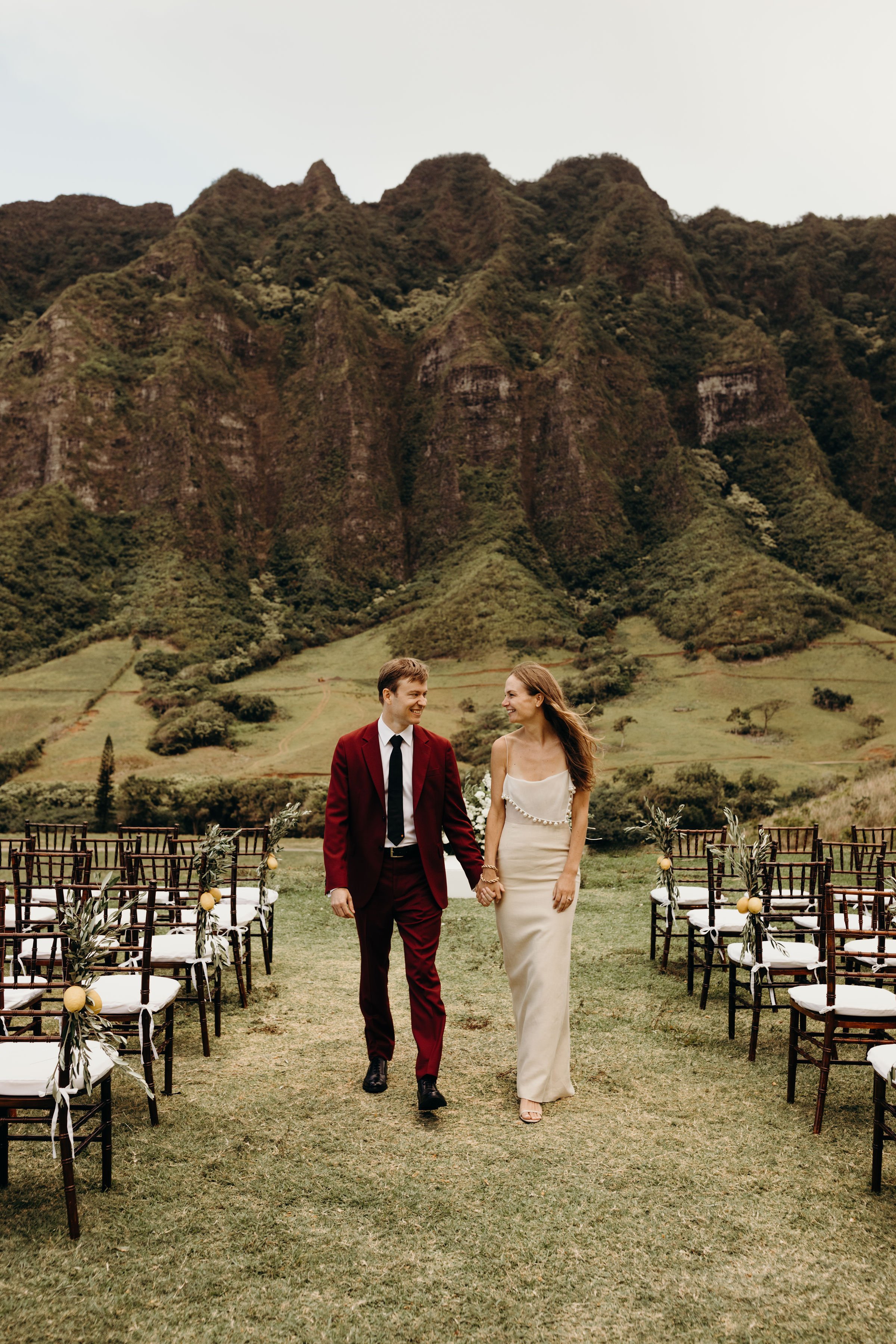 hawaii-wedding-photographer-jumanji-kualoa-ranch-wedding-2.jpg
