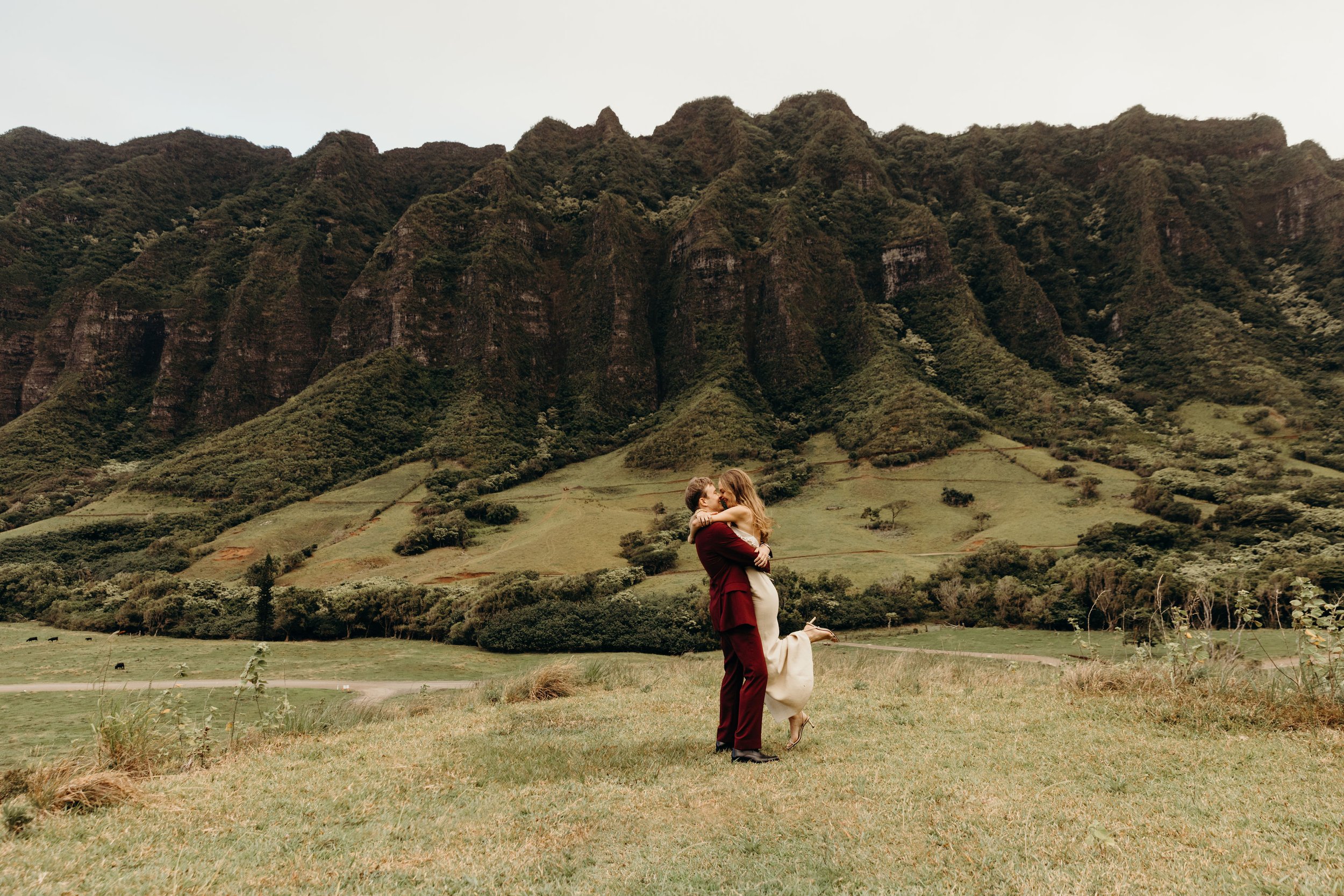 hawaii-wedding-photographer-jumanji-kualoa-ranch-wedding-3.jpg