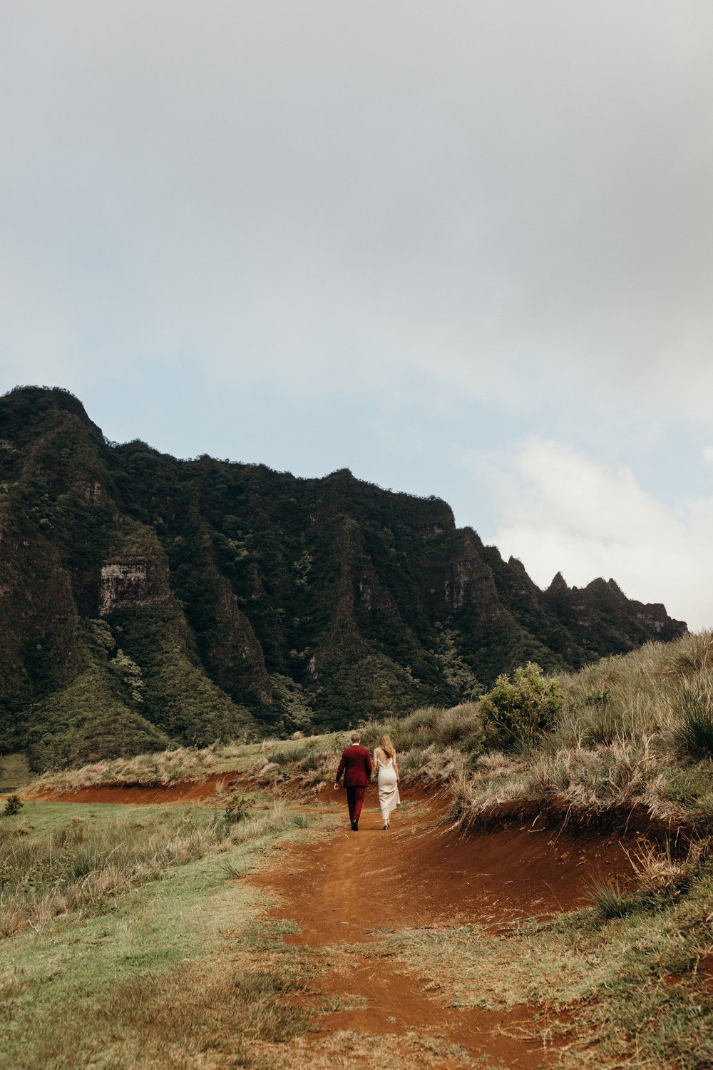 hawaii-wedding-photographer-jumanji-kualoa-ranch-wedding-33.jpg