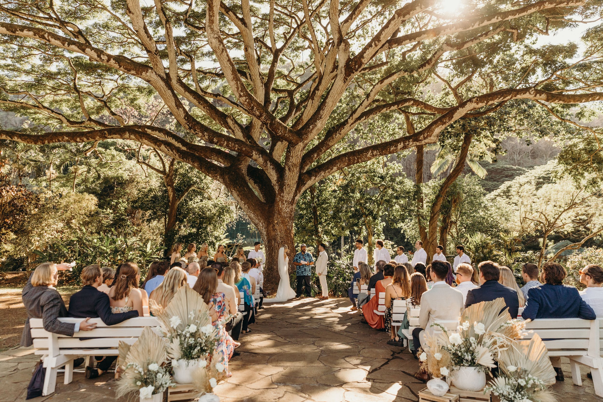 waimea-valley-wedding-hawaii-wedding-photographer-keani-bakula-20.jpg