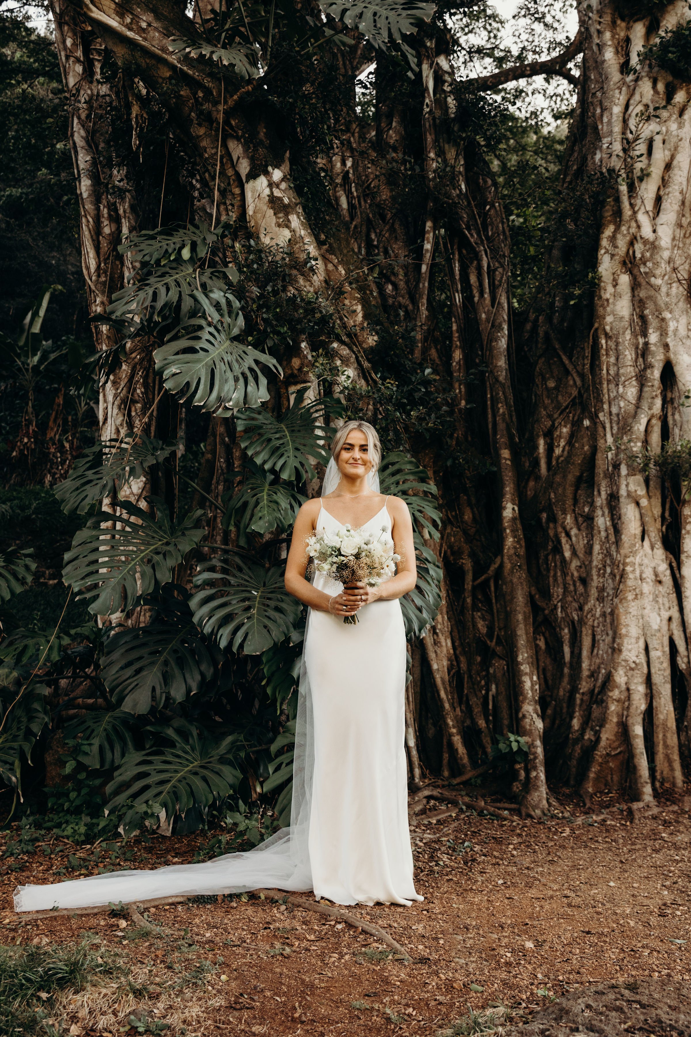 waimea-valley-wedding-hawaii-wedding-photographer-keani-bakula-60.jpg