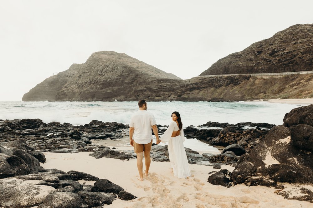 hawaii-engagement-photographer-keani-bakula-11.jpg