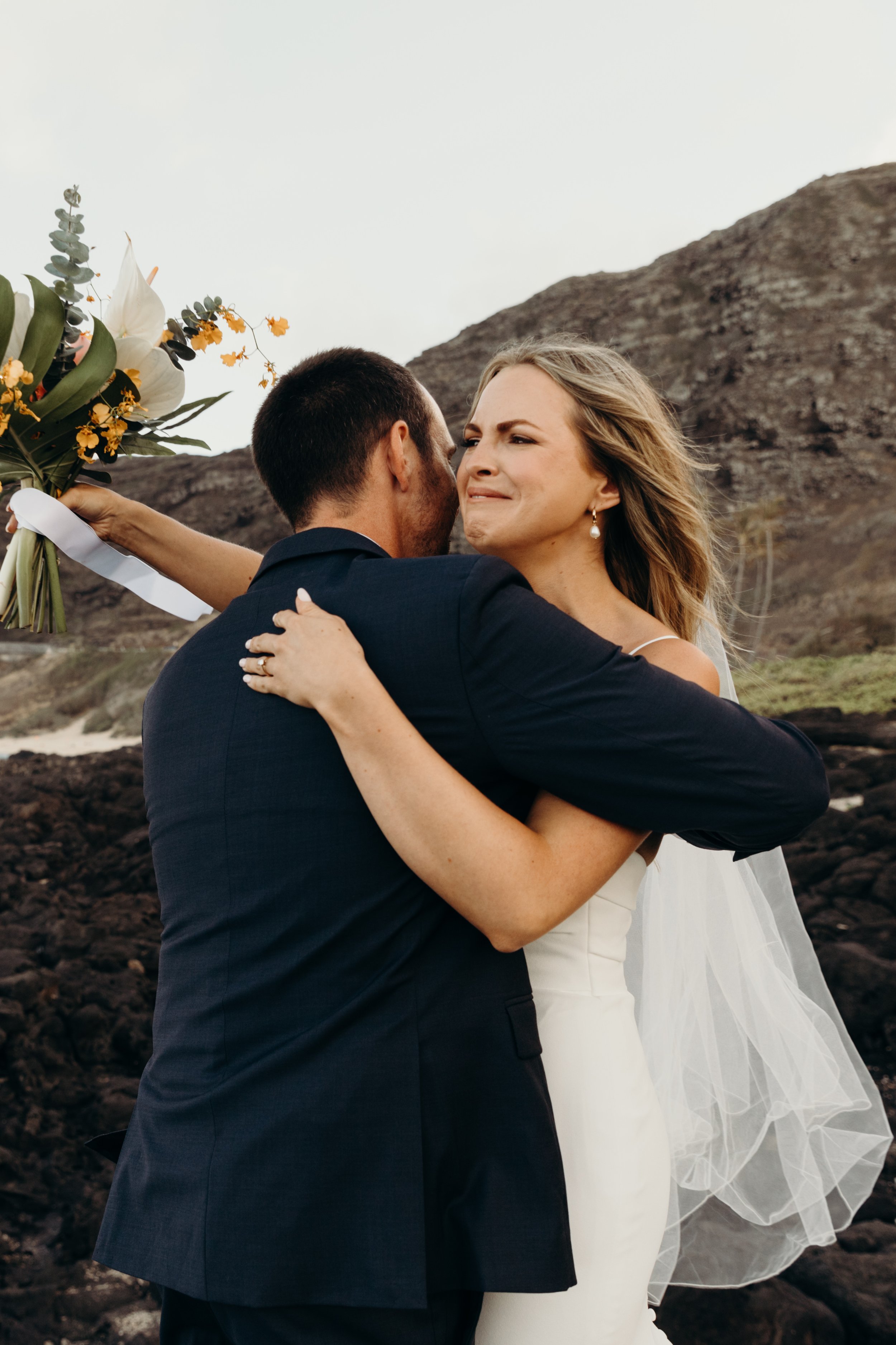 oahu-elopement-photographer-keani-bakula-12.jpg