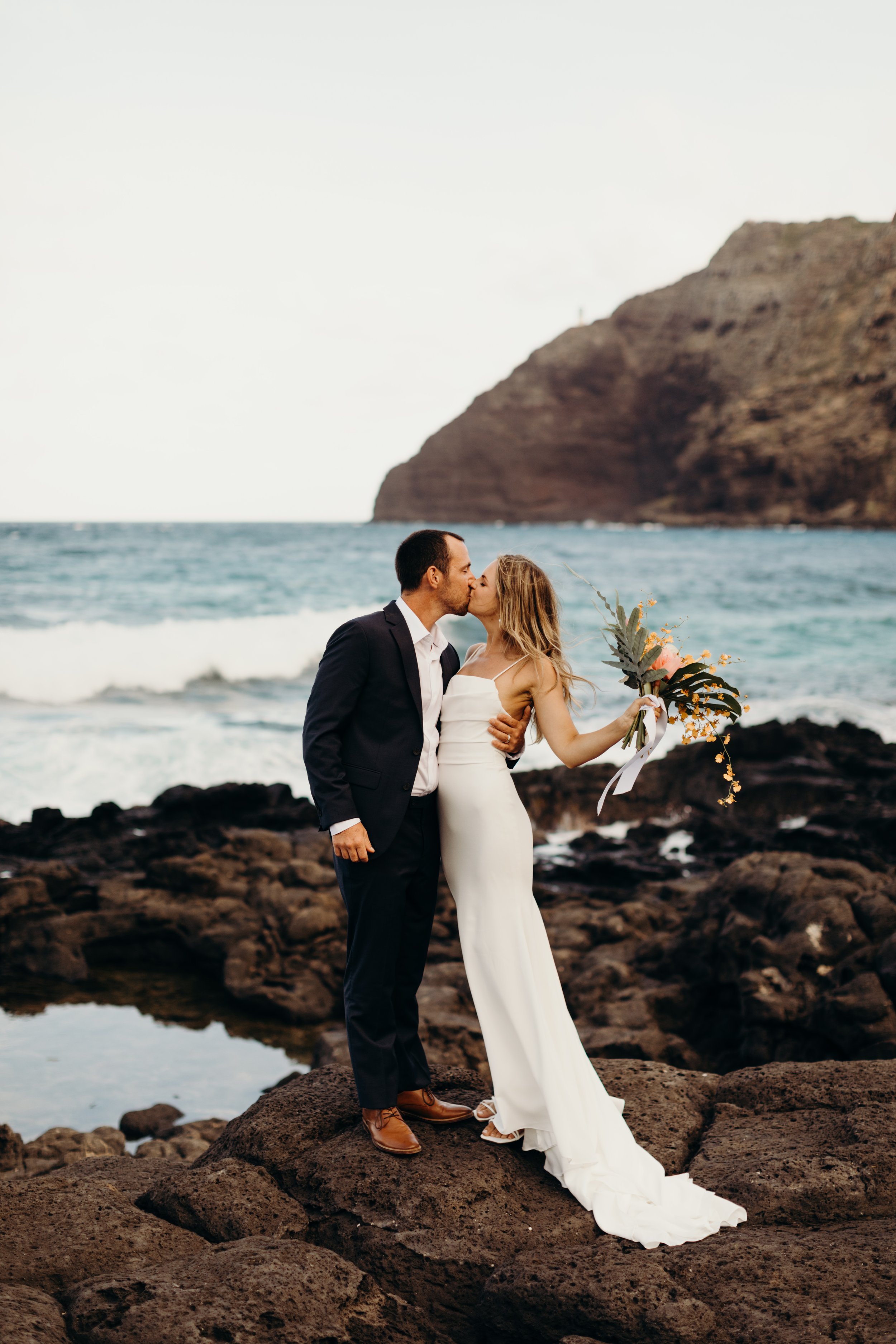 oahu-elopement-photographer-keani-bakula-20.jpg