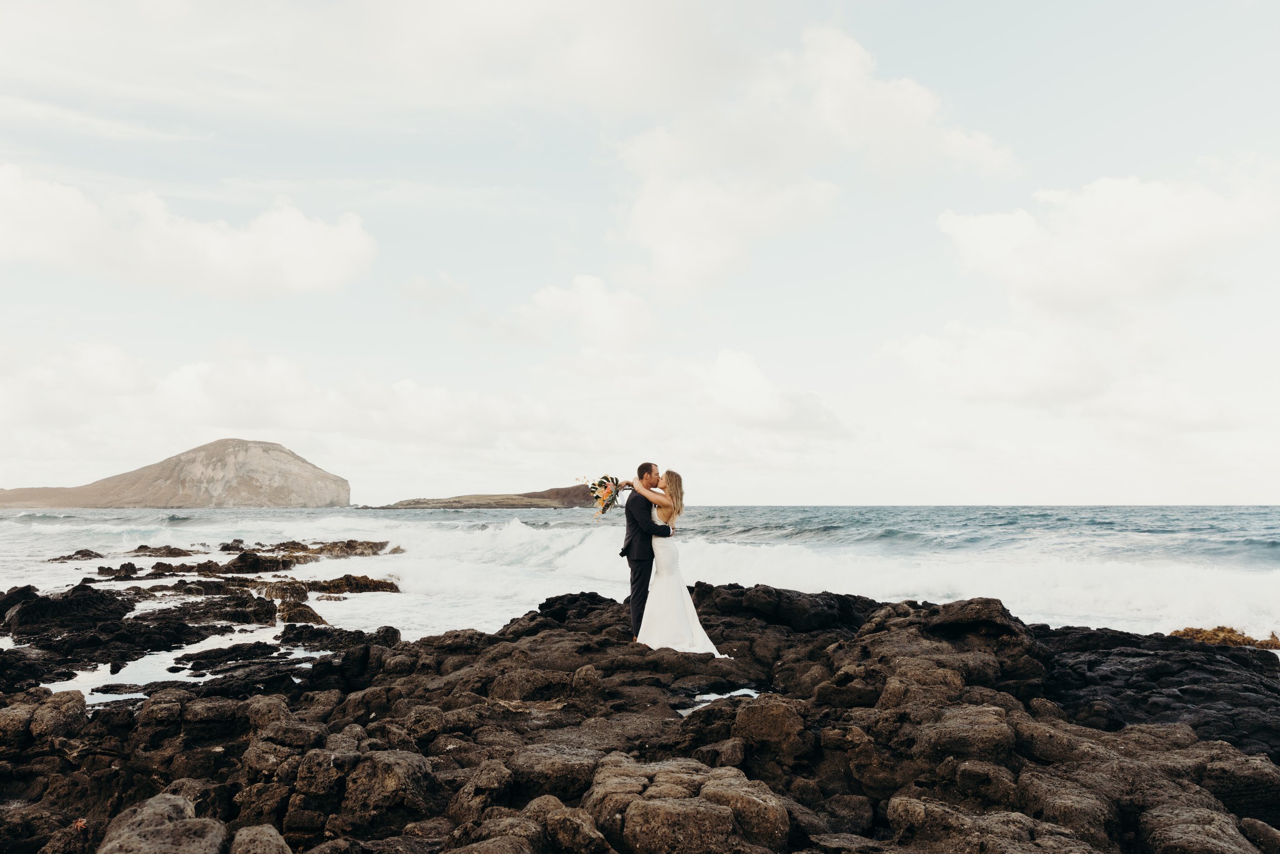 oahu-elopement-photographer-keani-bakula-23.jpg