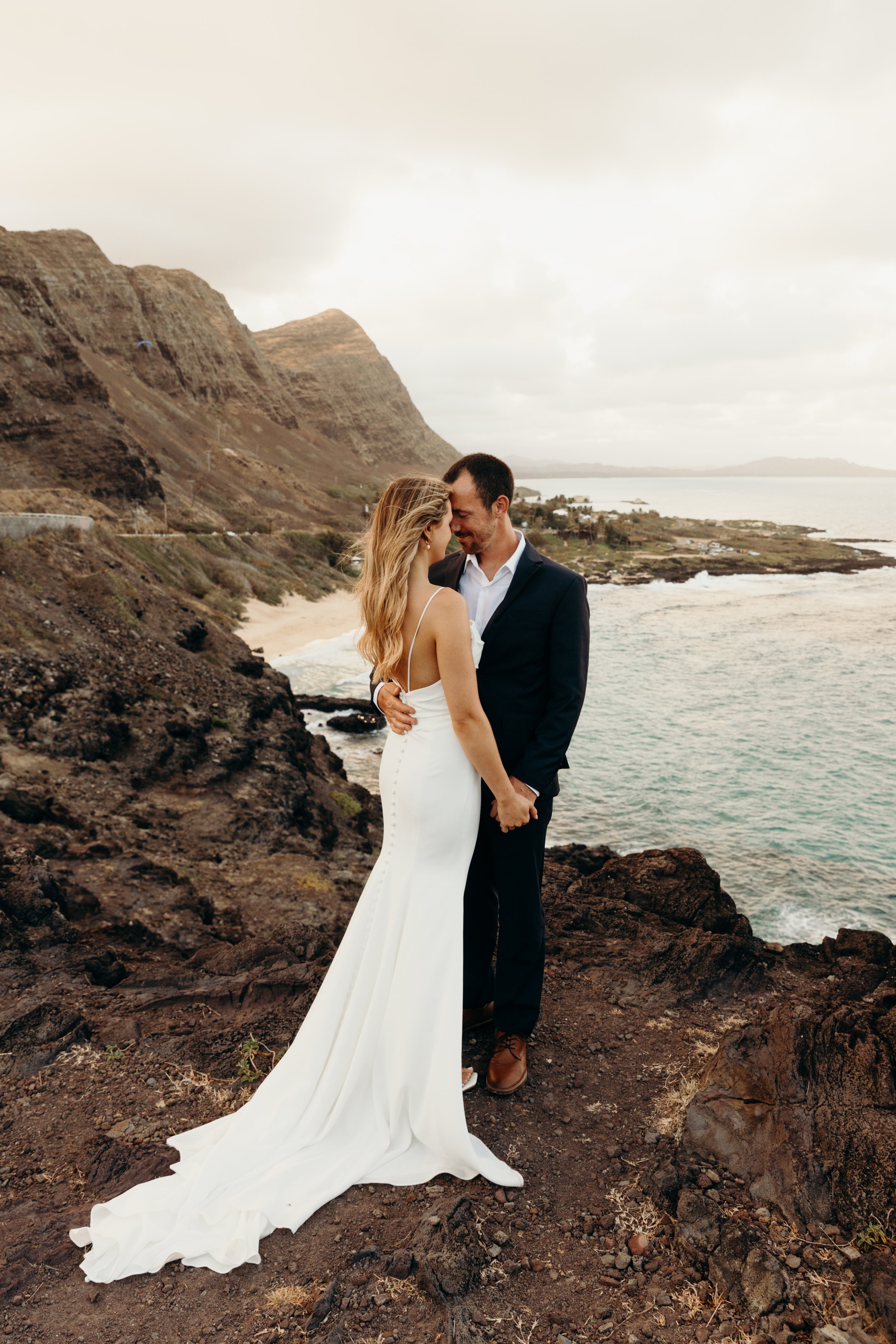 oahu-elopement-photographer-keani-bakula-26.jpg