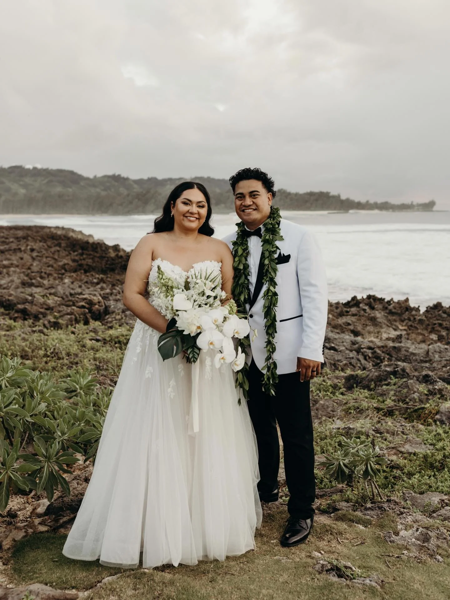 happy anniversary tia + tua 🤍

one of our favorite traditions is revisiting our couples&rsquo; galleries on their one-year anniversary &mdash; reliving the day exactly as it unfolded. the anticipation, the emotion, and the quiet in-between moments t