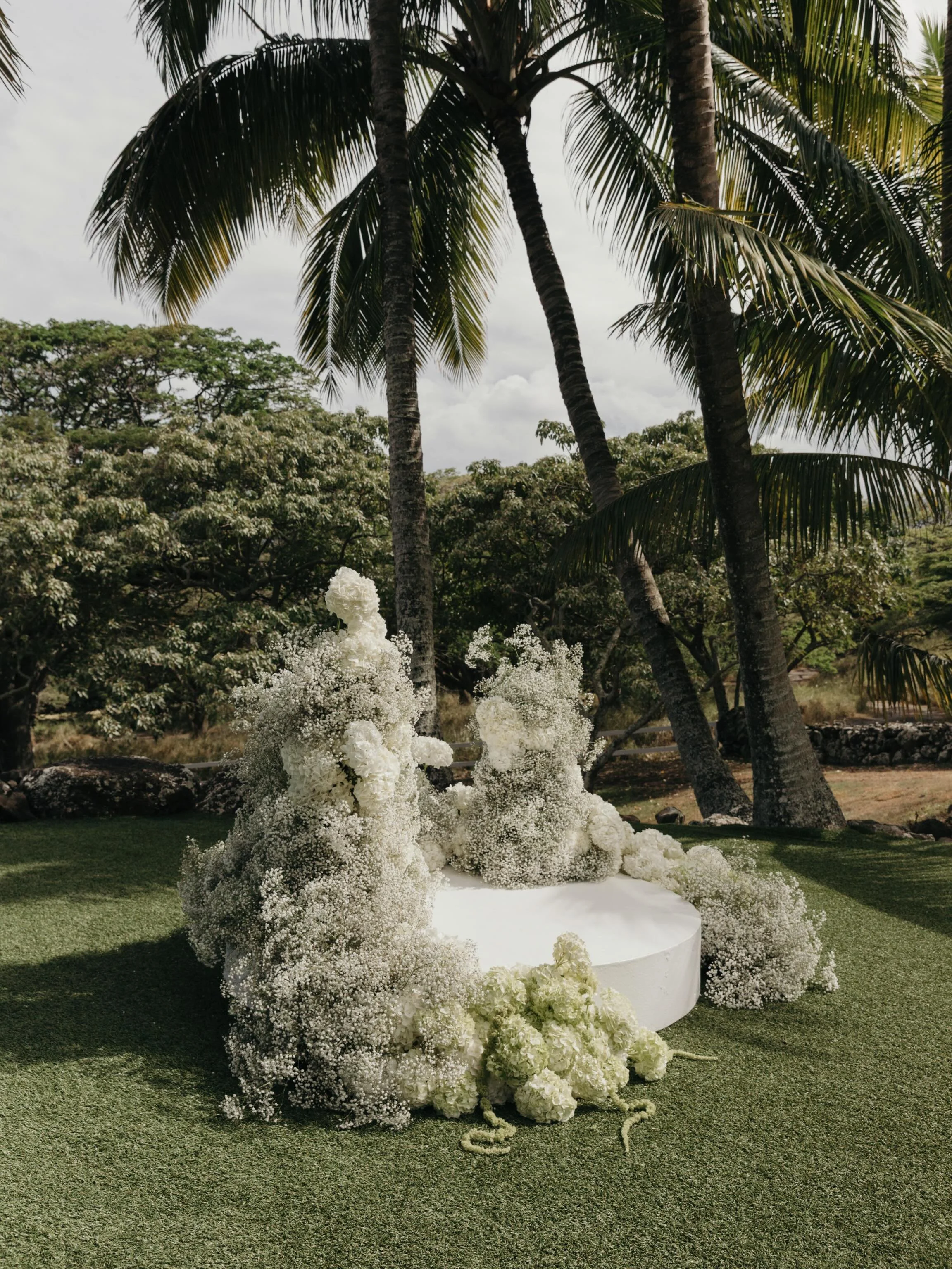 are we still on pinterest? if so, immediately add this 🤍 we loved working with the super talented @mariebloomsfloral