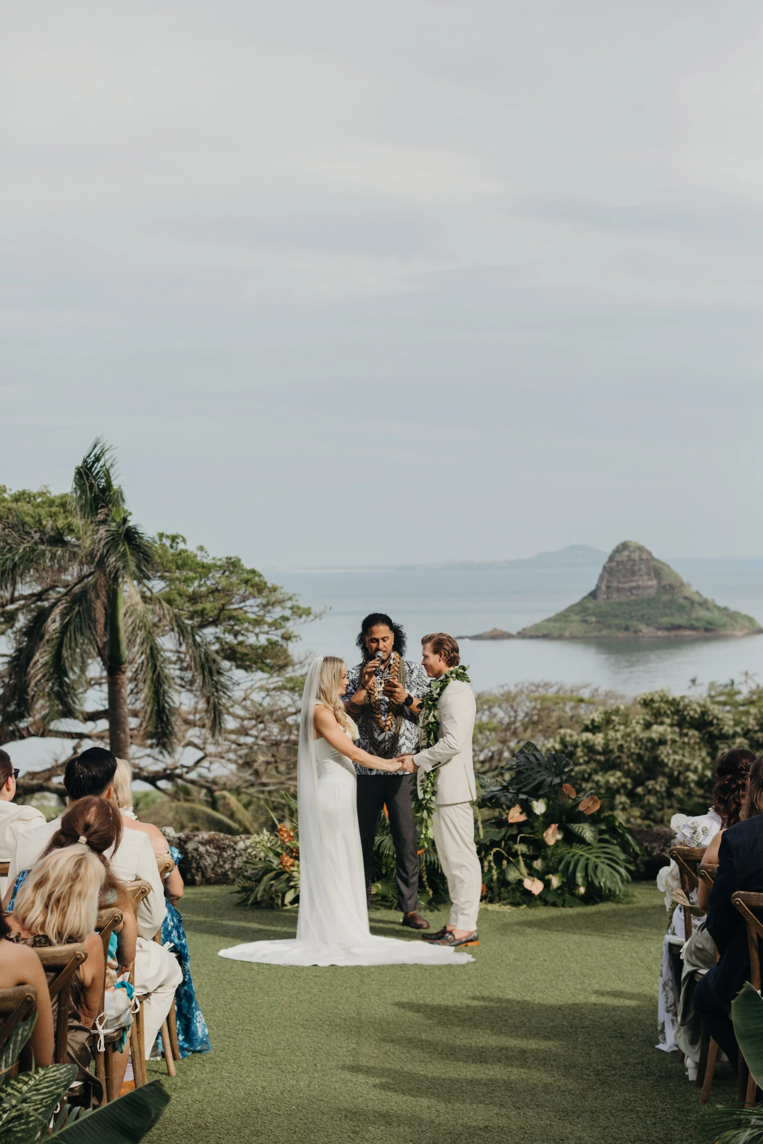 paliku-gardens-wedding-oahu-wedding-photographer-keani-bakula-5.jpg
