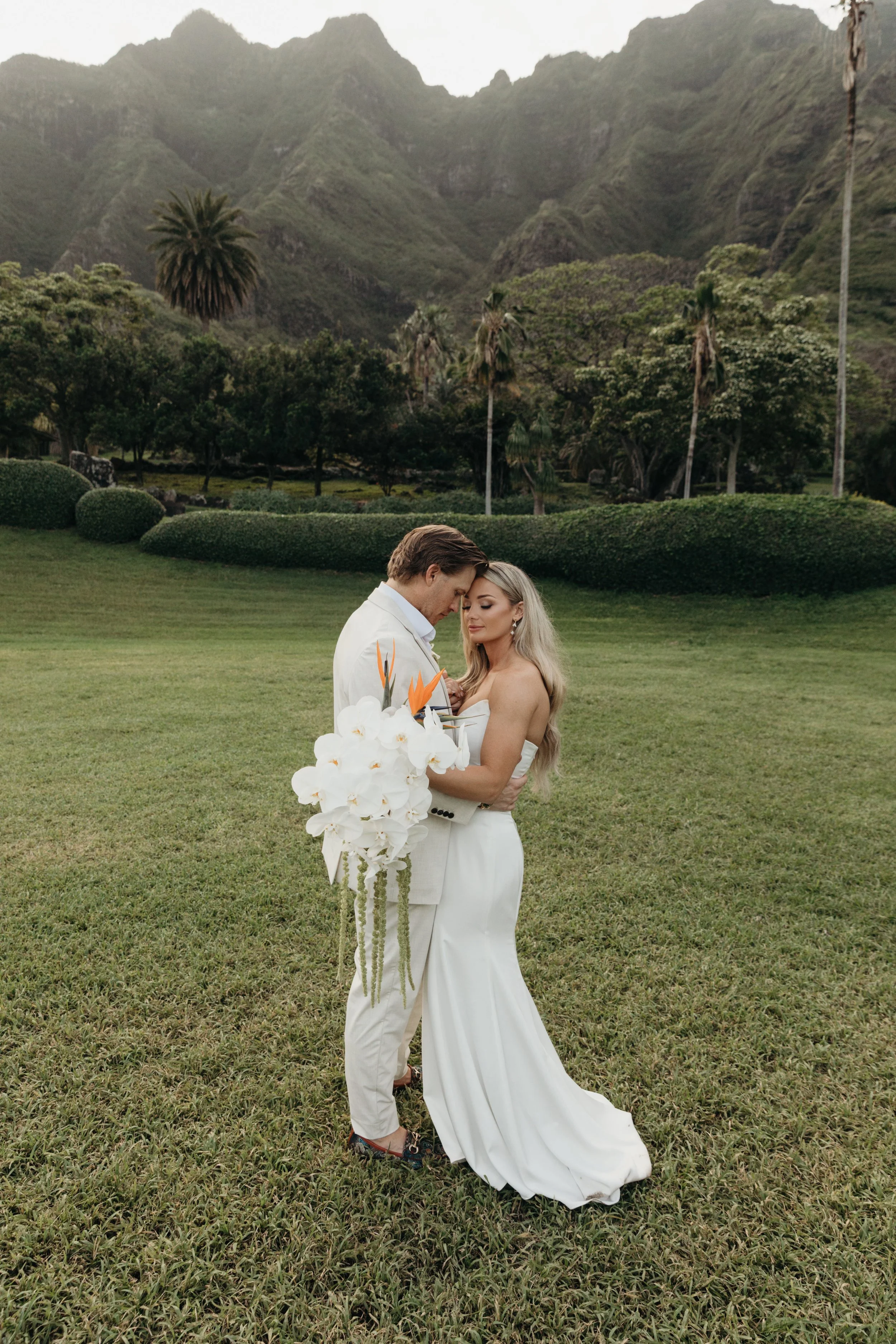 paliku-gardens-wedding-oahu-wedding-photographer-keani-bakula-43.jpg