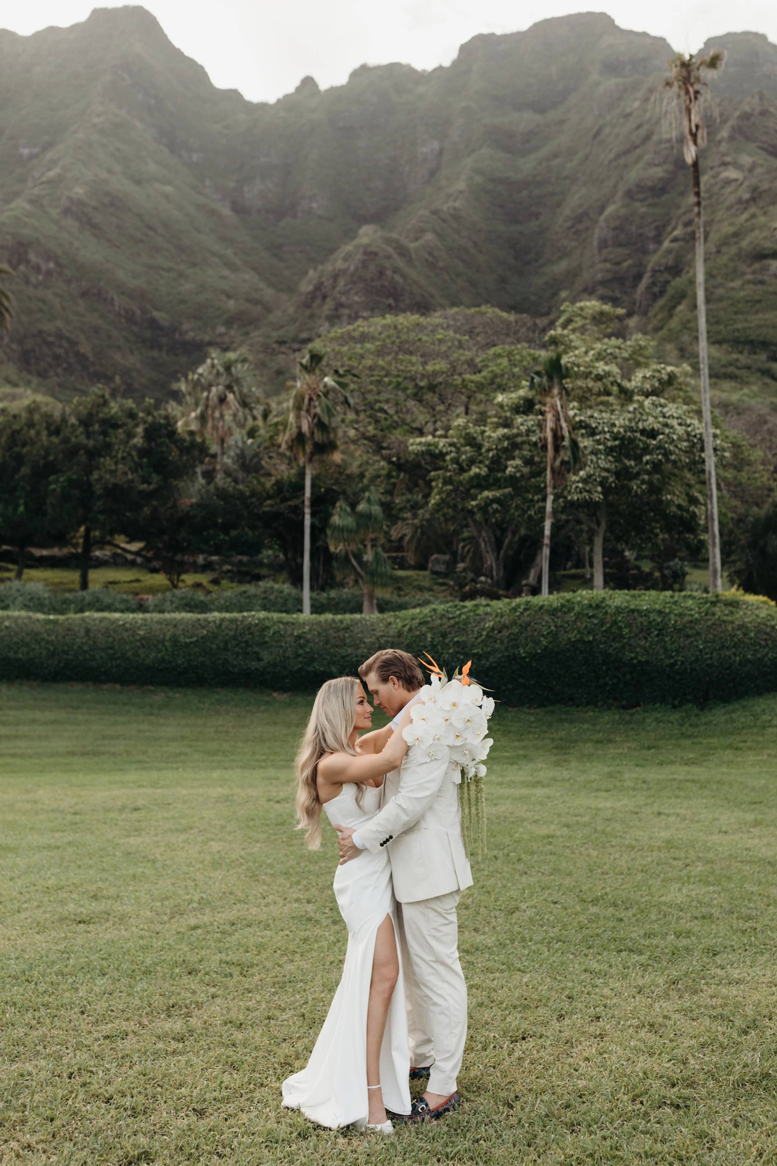 paliku-gardens-wedding-oahu-wedding-photographer-keani-bakula-46.jpg