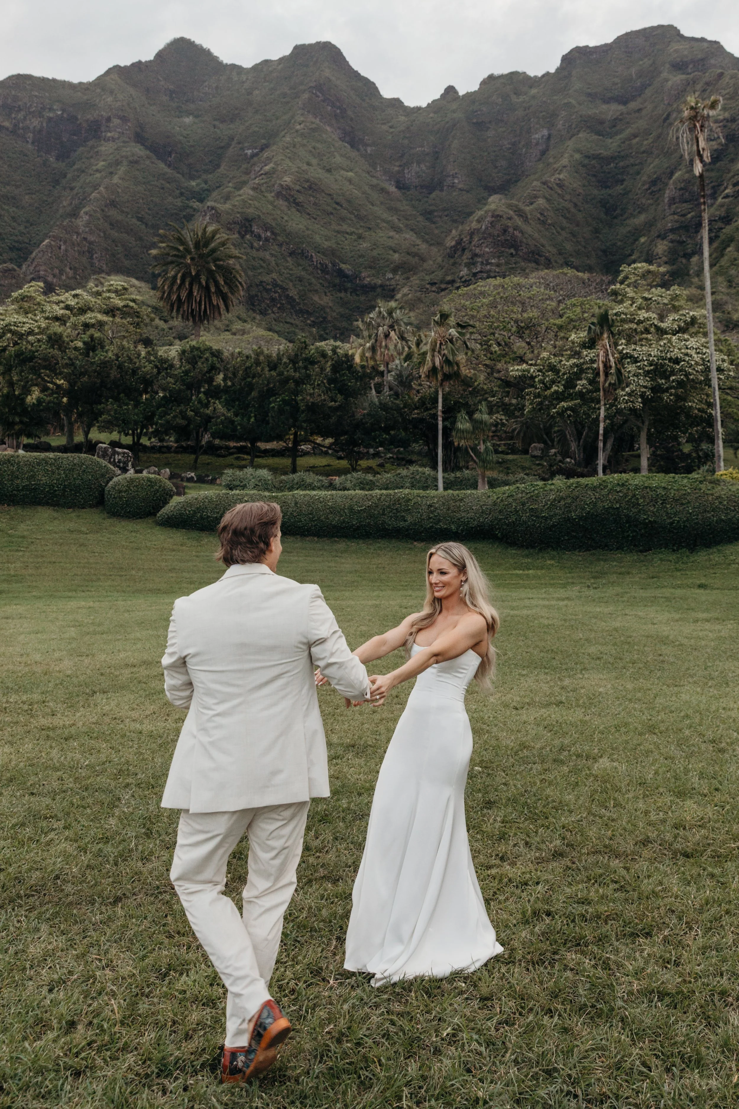 paliku-gardens-wedding-oahu-wedding-photographer-keani-bakula-47.jpg