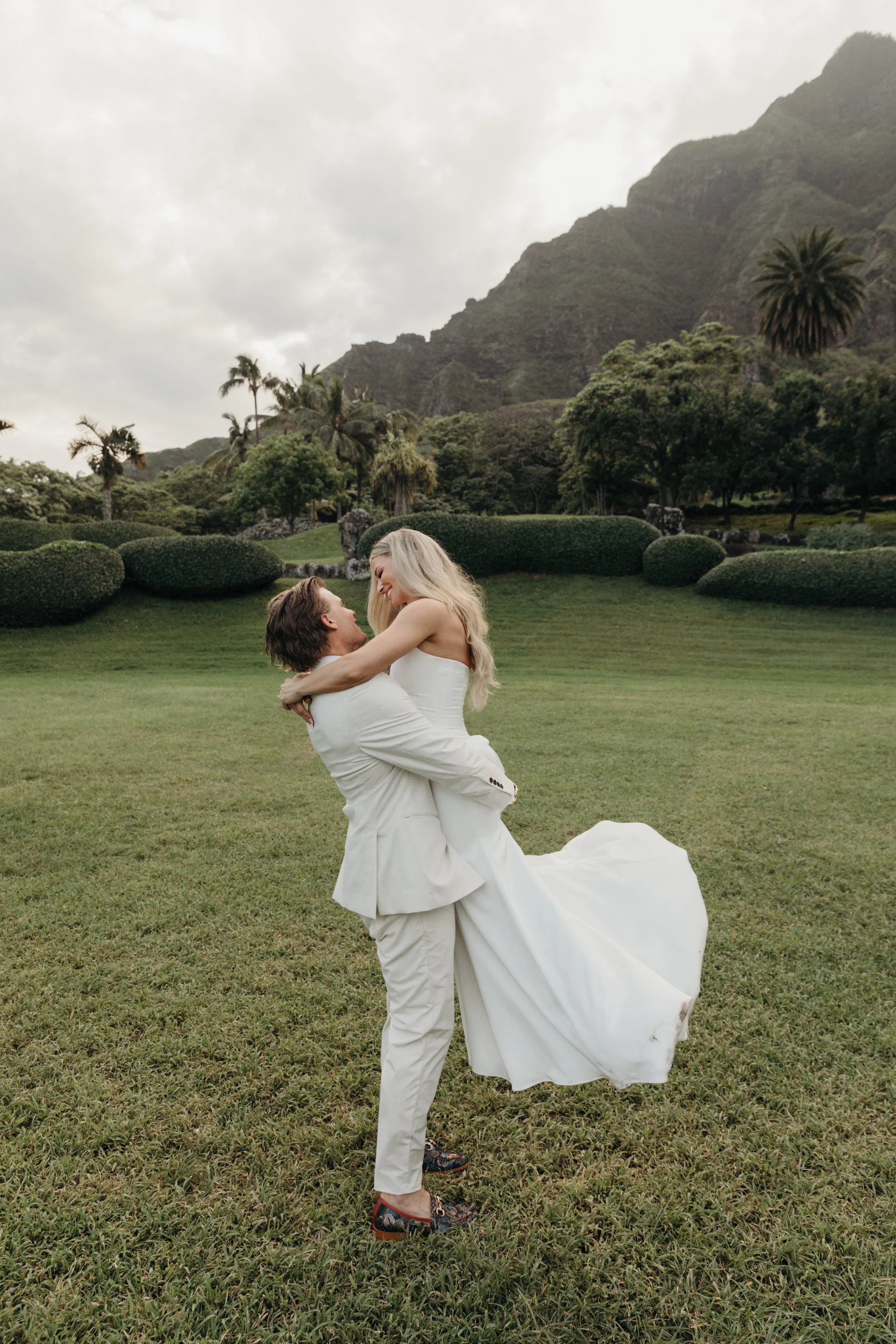 paliku-gardens-wedding-oahu-wedding-photographer-keani-bakula-51.jpg
