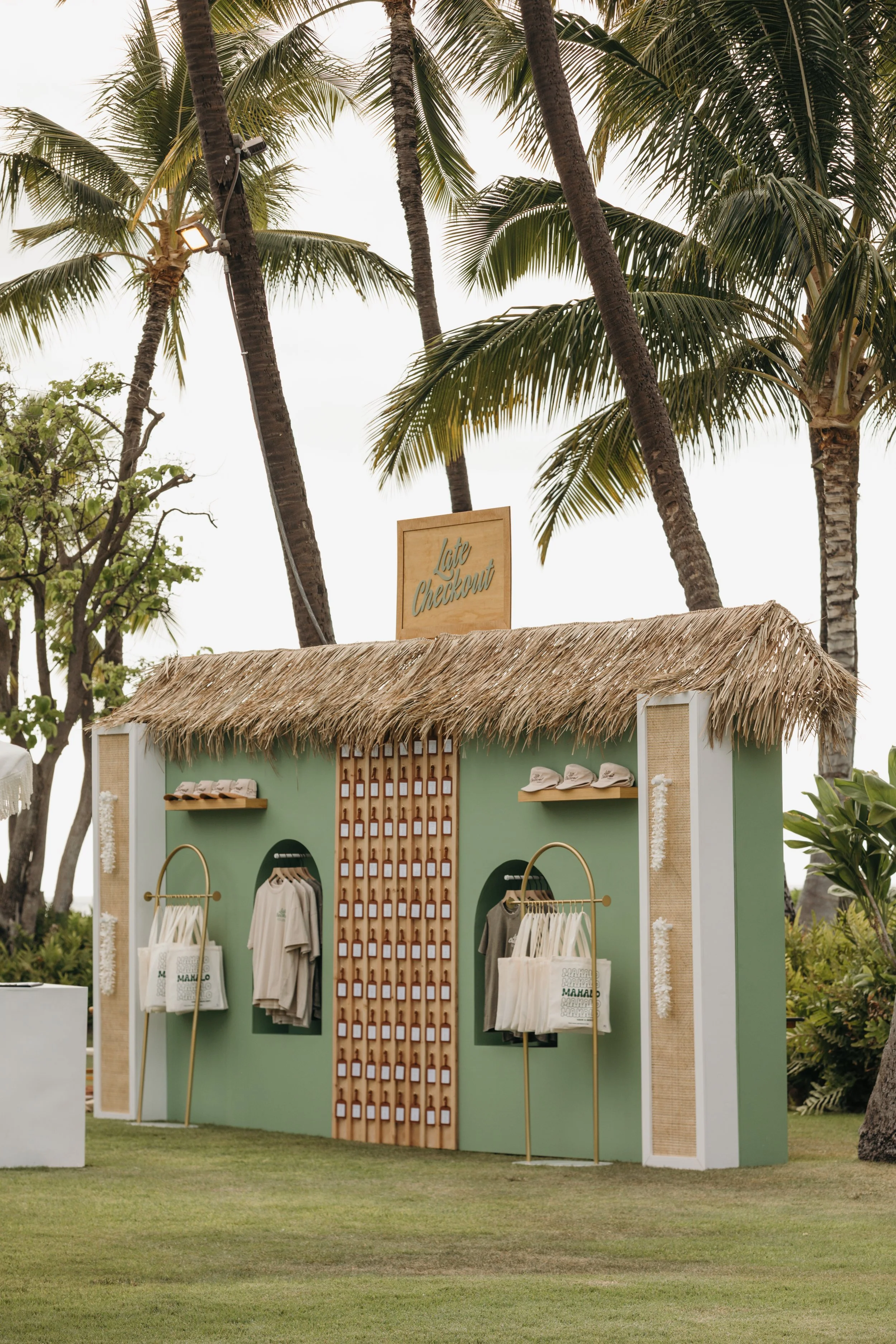 lanikuhonua-wedding-photographer-keani-bakula-4.jpg