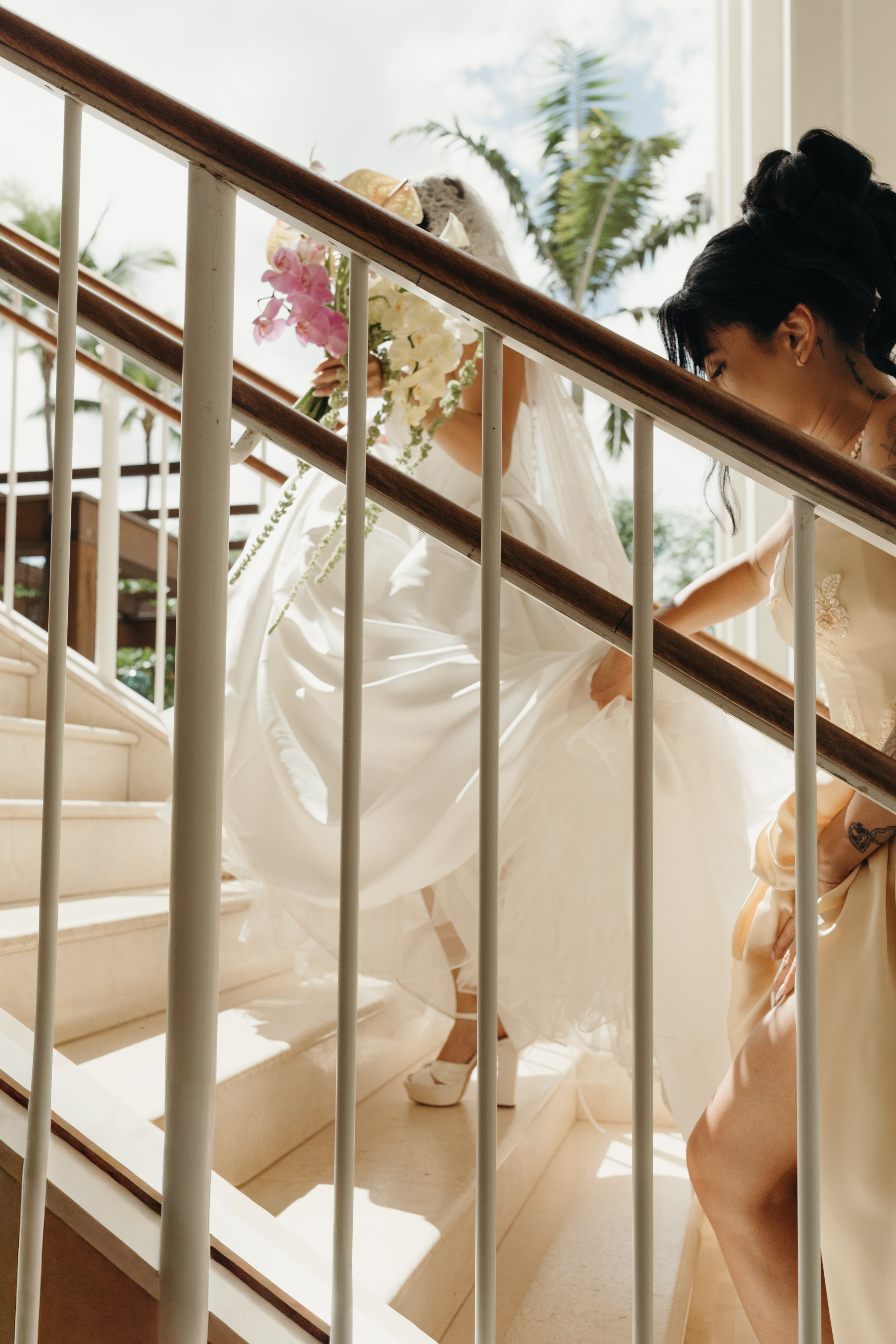 lanikuhonua-wedding-photographer-hawaii-keani-bakula-31.jpg