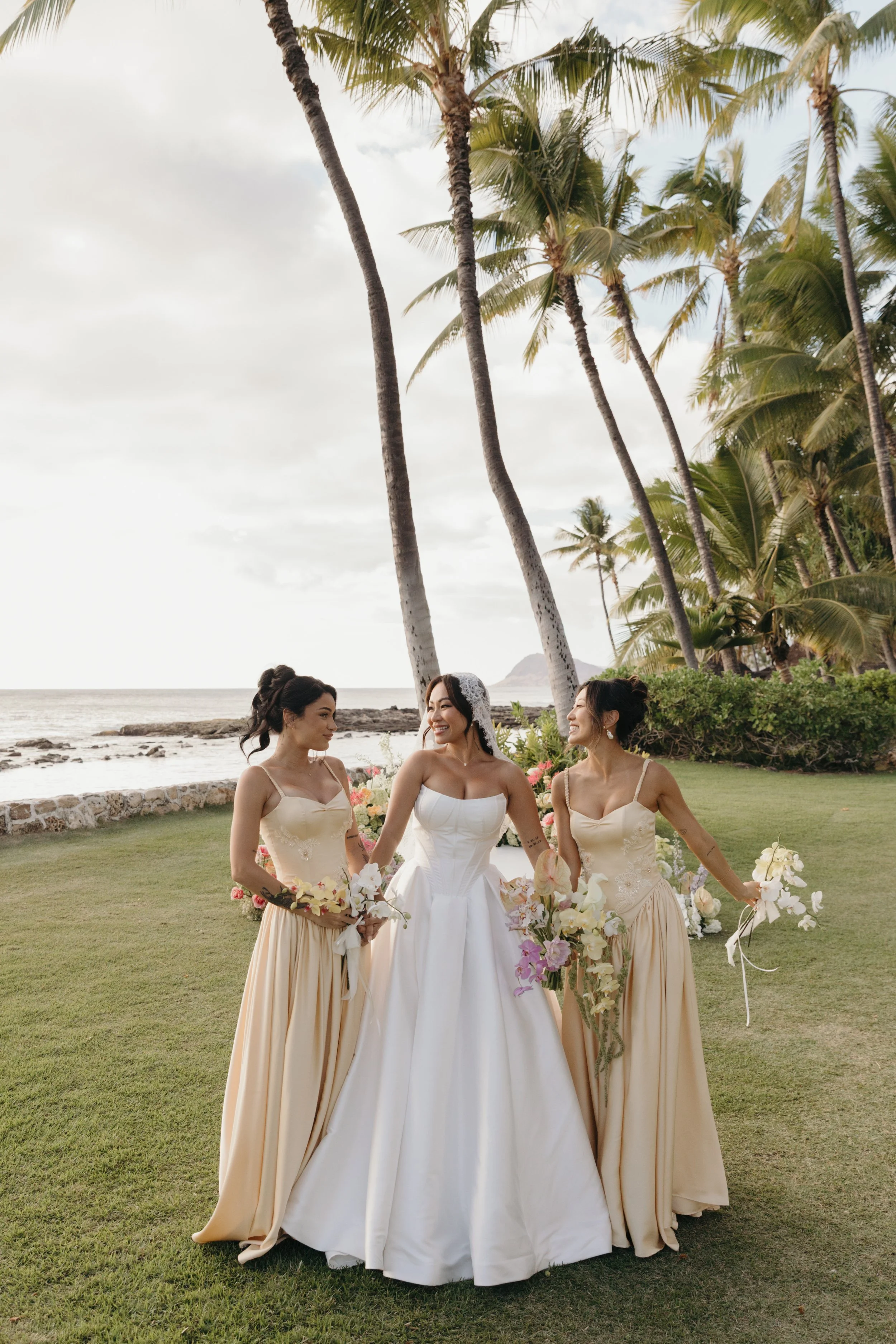 lanikuhonua-wedding-photographer-hawaii-keani-bakula-76.jpg