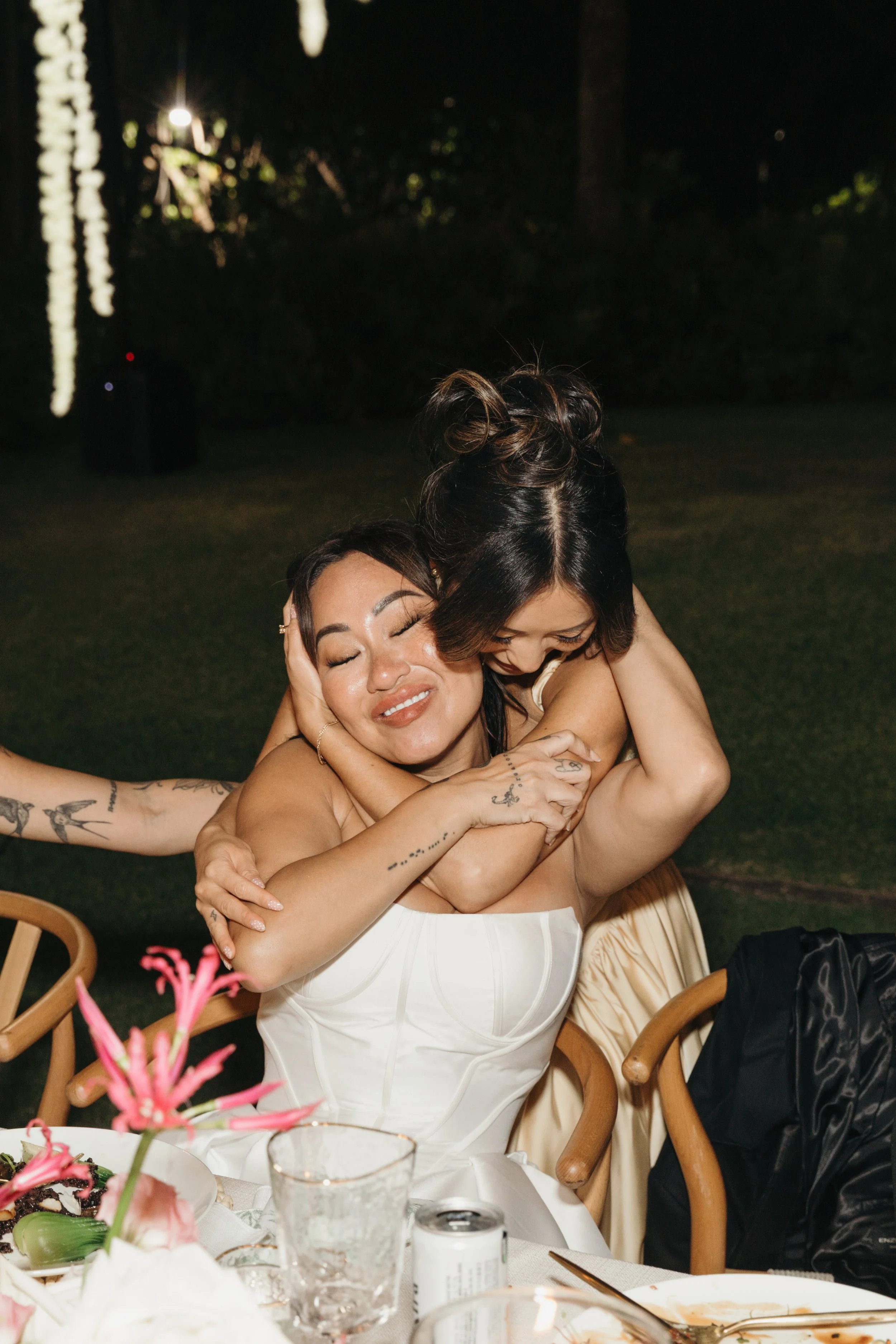 lanikuhonua-wedding-photographer-hawaii-keani-bakula-96.jpg