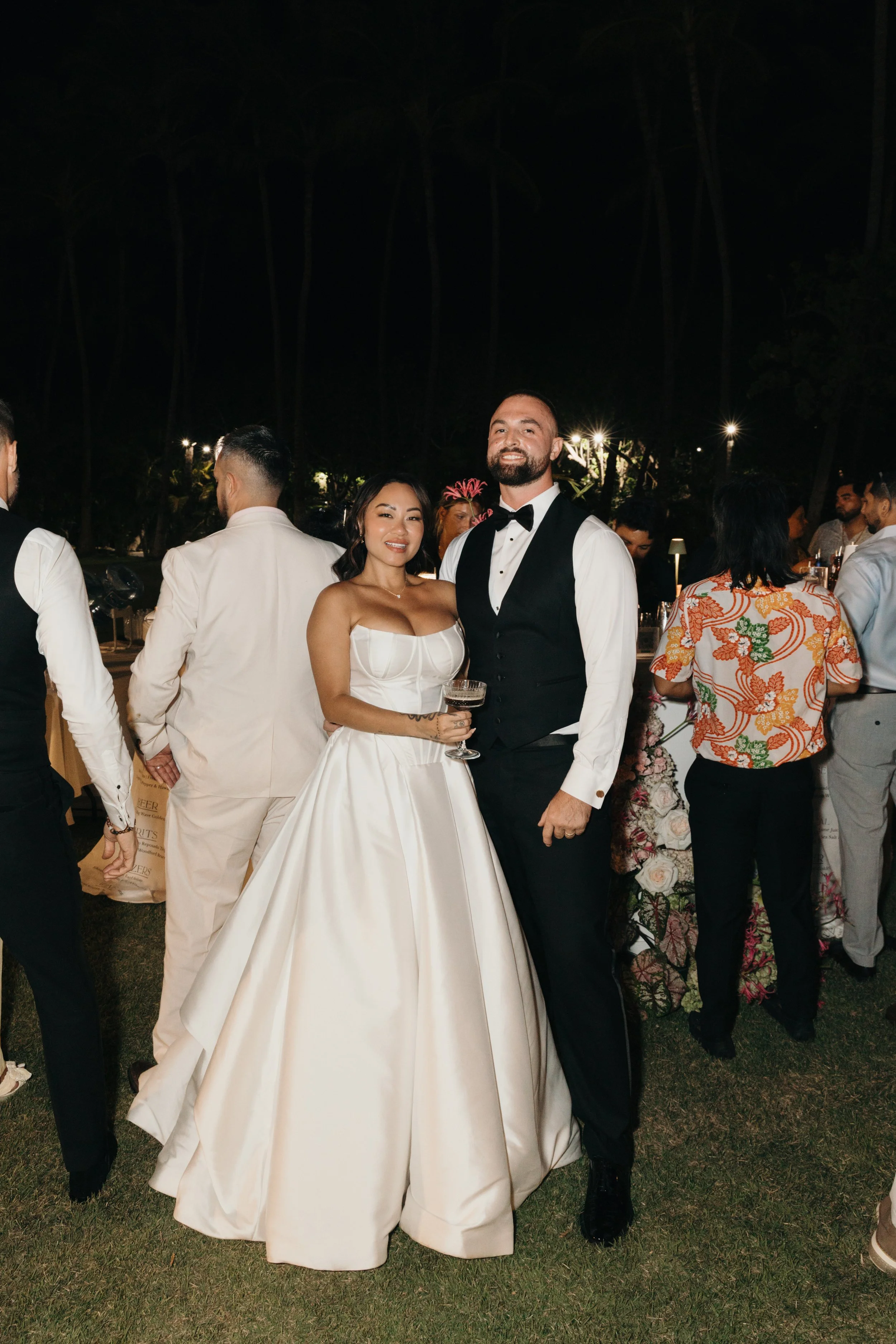 lanikuhonua-wedding-photographer-hawaii-keani-bakula-101.jpg