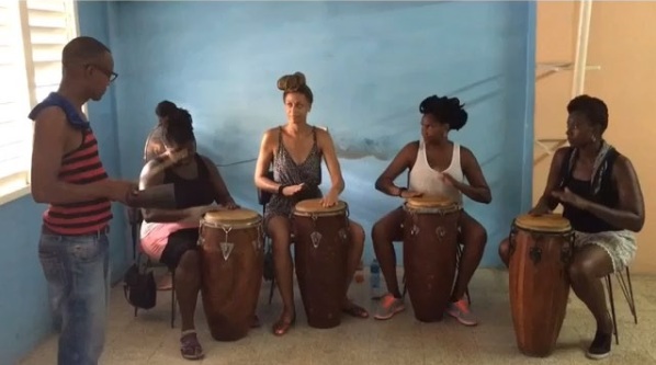 I had my first Congo drum and salsa dance lessons in Santiago. We all played pretty well together considering it was all of our first time on this instrument. Thanks to our friend Yoelvis, we probably had the most authentic classes we could get in C