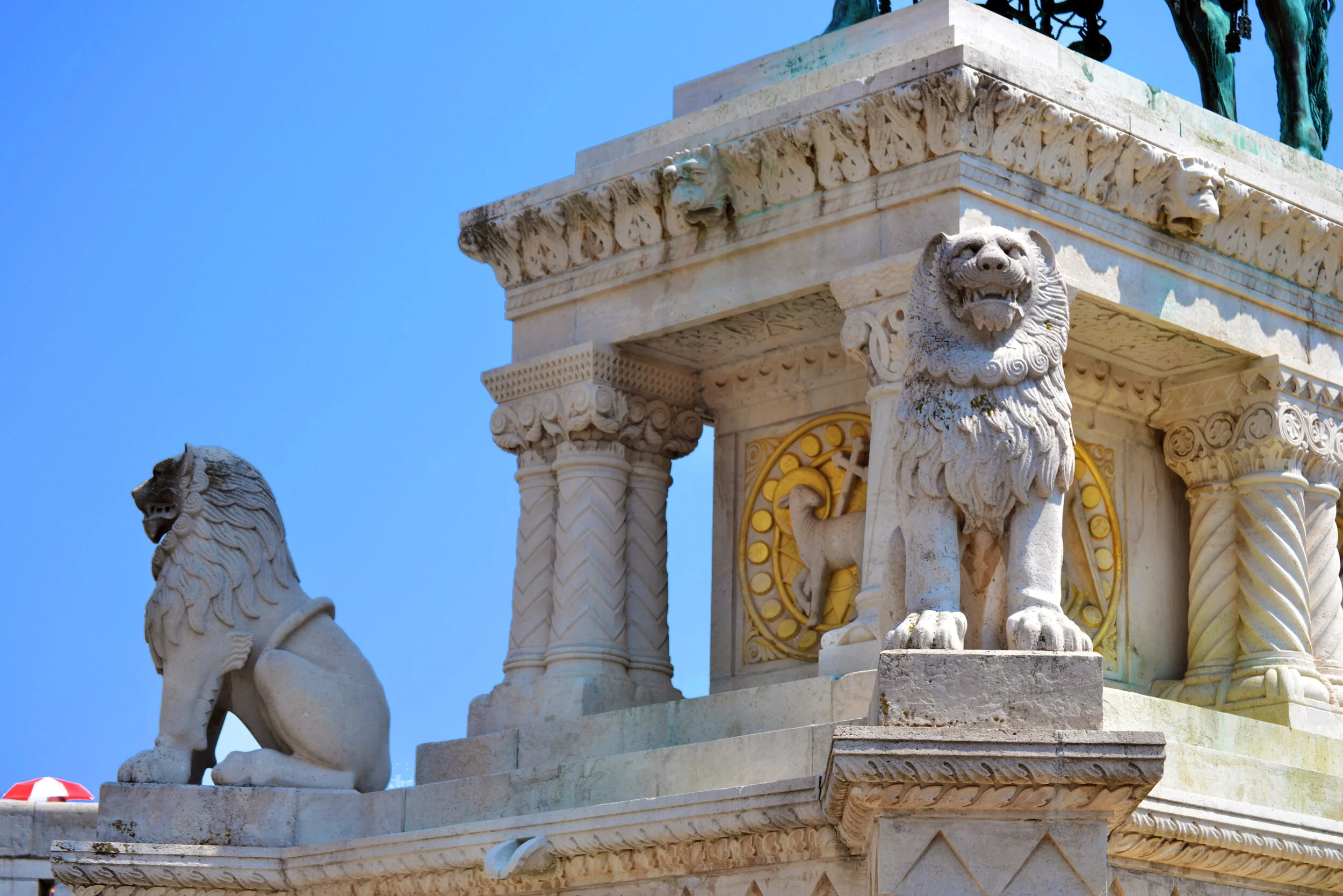 Fisherman's Bastion St. Stephen Statue Budapest Kristin Tablang.jpg