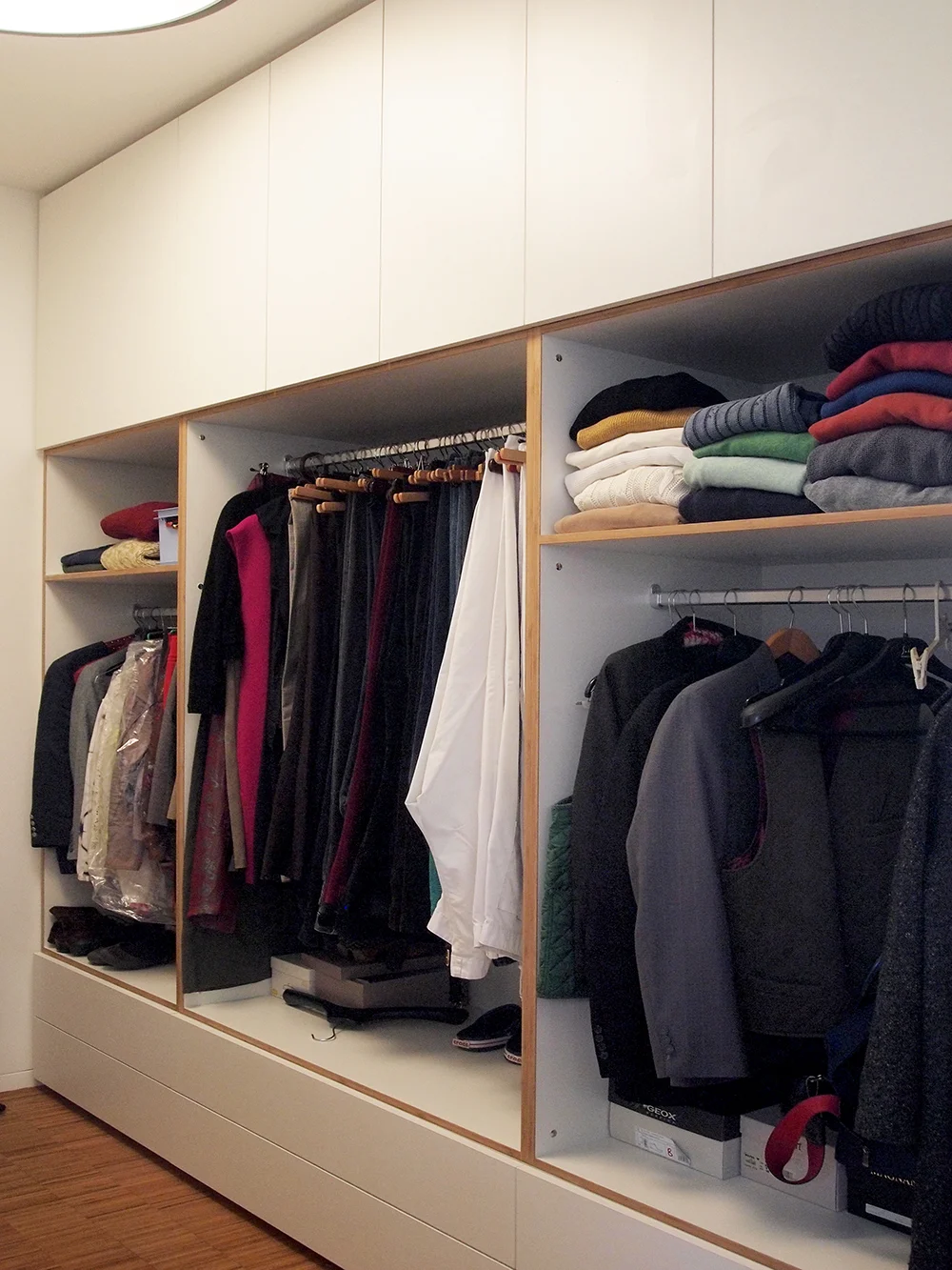 VonDuren_DRESSING (2).JPG