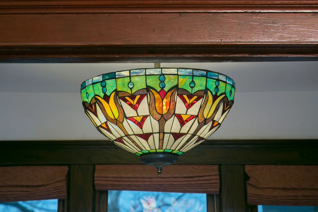 Mintz yurt lamp close up sm.jpg