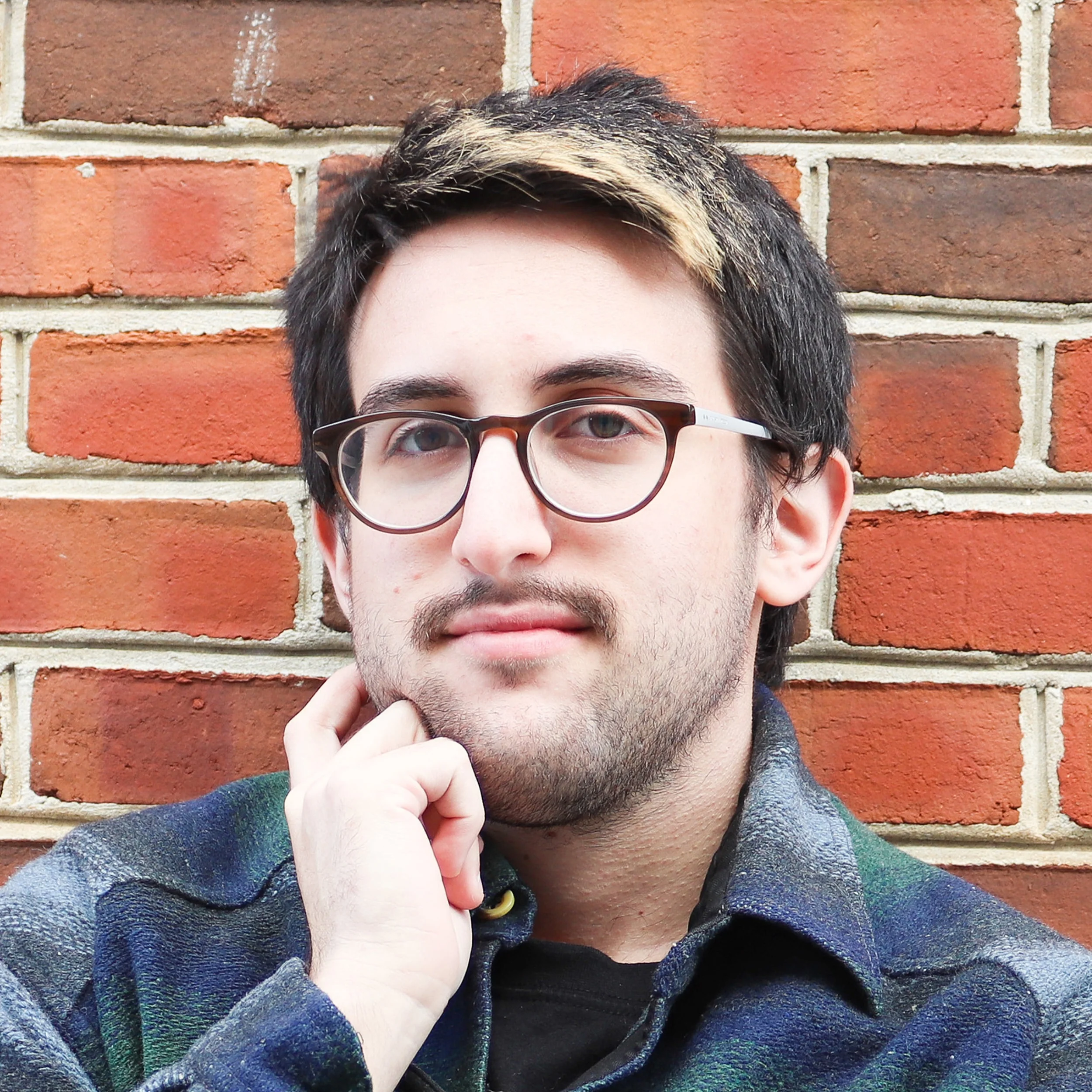 NITSAN SCHARF (Ensemble) Pointless Premiere! Nitsan is a recent graduate of the University of Maryland, concentrating in video design and puppetry. Some of his recent lead design credits include 14 (Theatre Prometheus), We Are Proud to Present… (Syracuse University), Los Gavilanes (Teatro Lirico), and Putin on Ice (Single Carrot Theatre). He has also had the pleasure of assisting designers at Signature Theatre (NYC), Imagination Stage, Round House, and Studio Theatre.