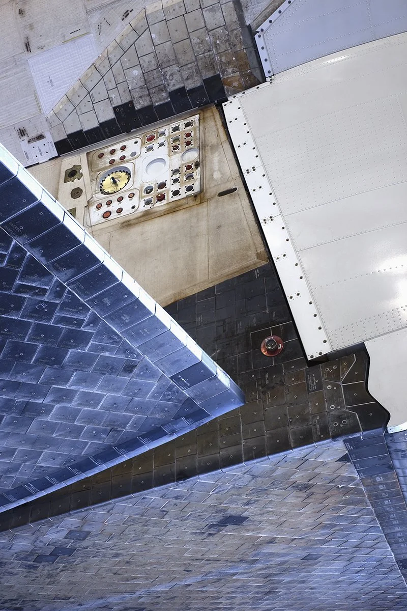 Space Shuttle Discovery with Tailcone, VAB