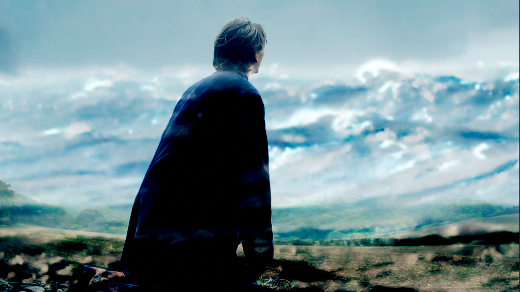freddie rolling blue sea.png